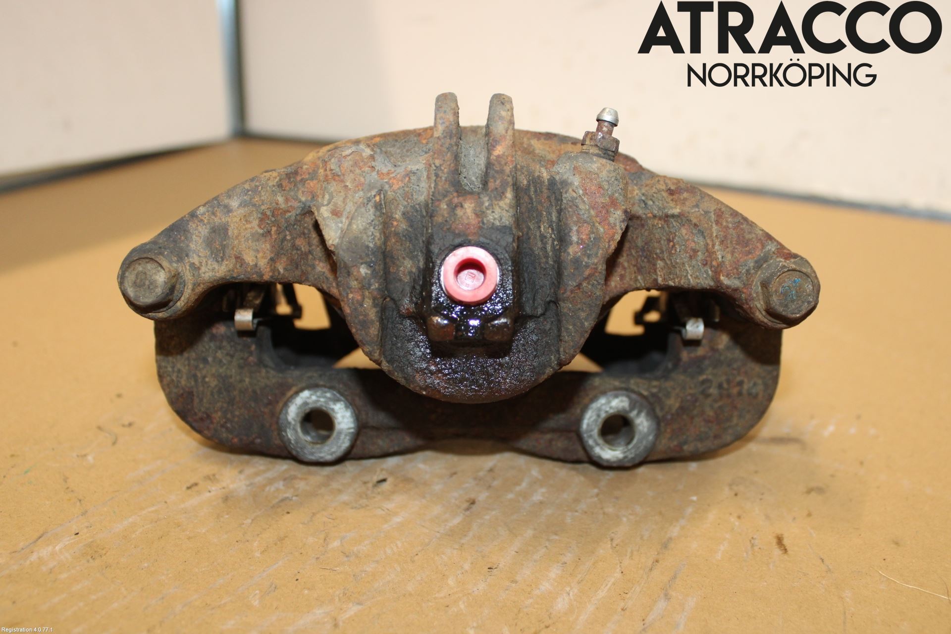 Nissan NV200/NV200 COMBI Bremsecaliper Foran Høyre