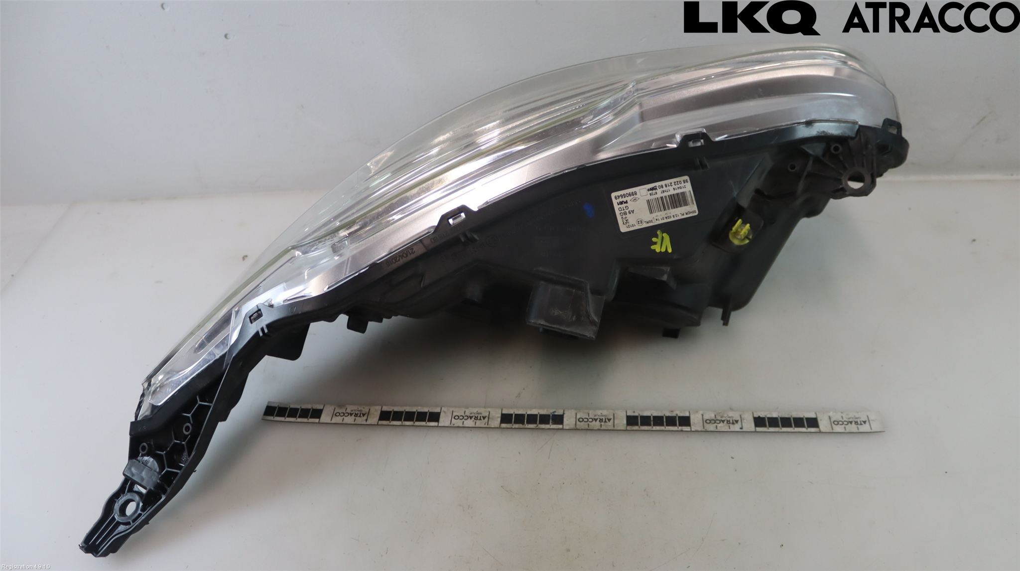 Peugeot PEUGOT 208 16-19 Frontlykt Venstre