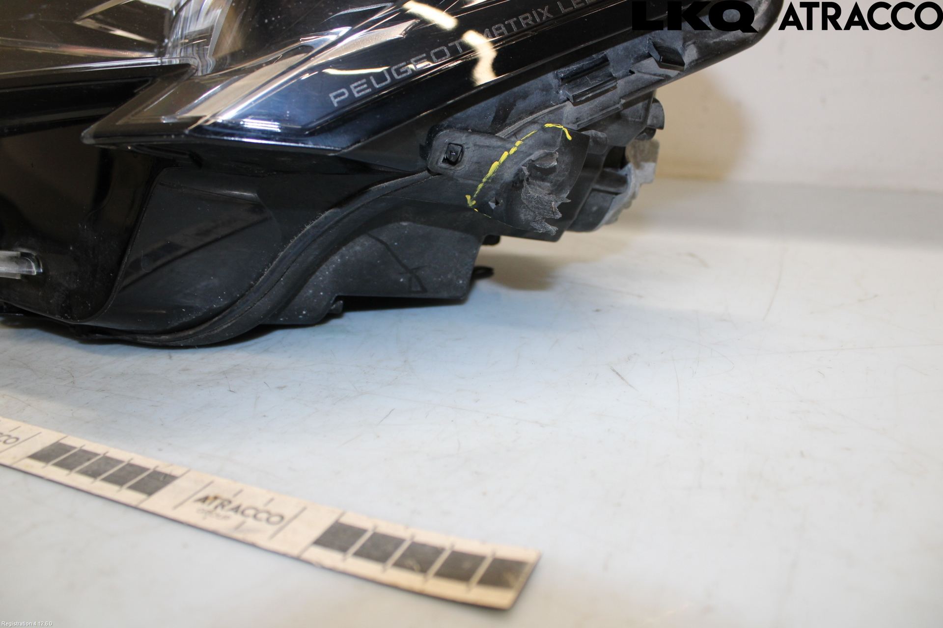 Peugeot 308/E-308 21- Frontlykt Venstre