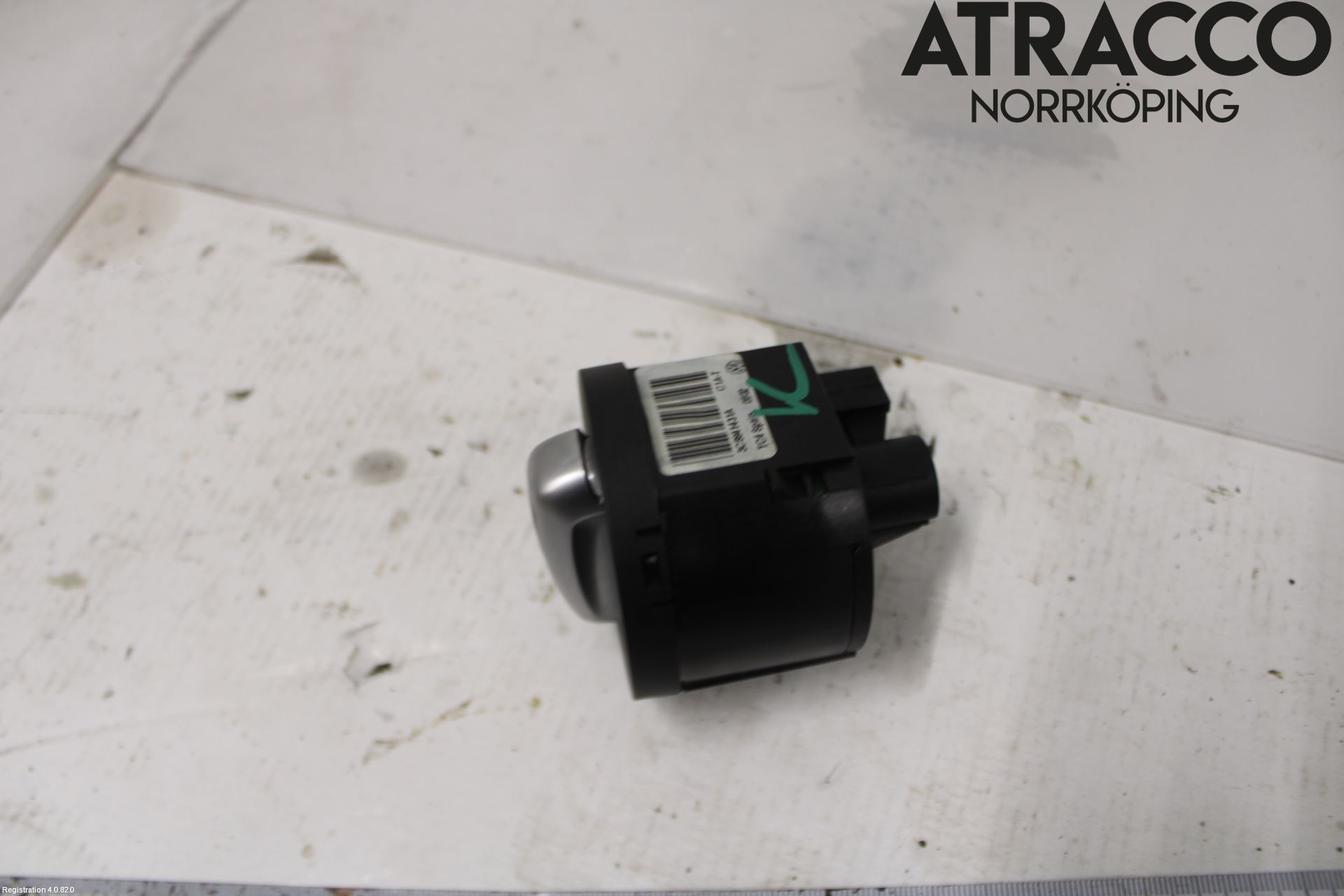 Volkswagen VW PASSAT 11-14 Bryter Hovedlys