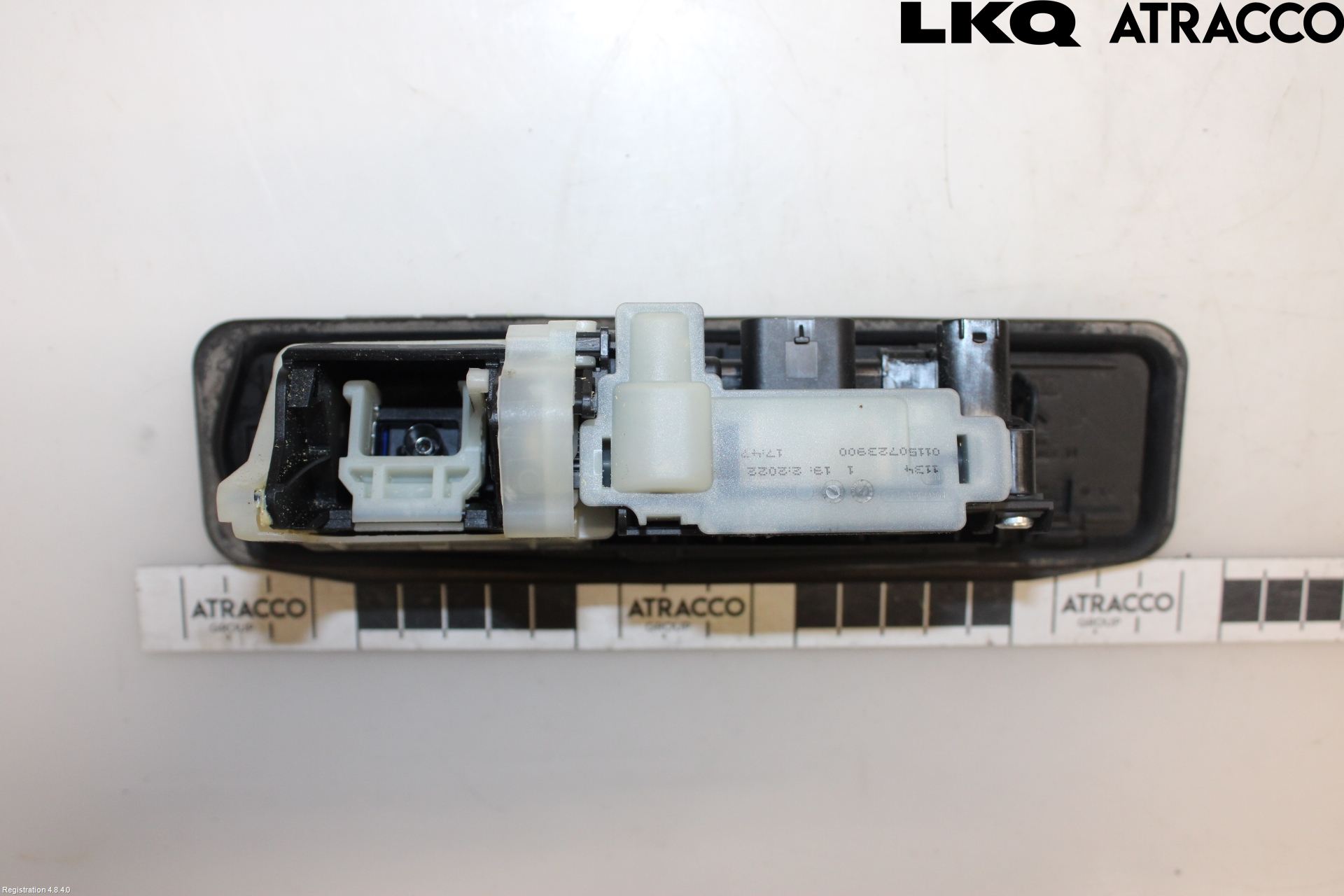 Mercedes-Benz MB C-KLASS (W206) 21- Bakluke Handtak Ytre