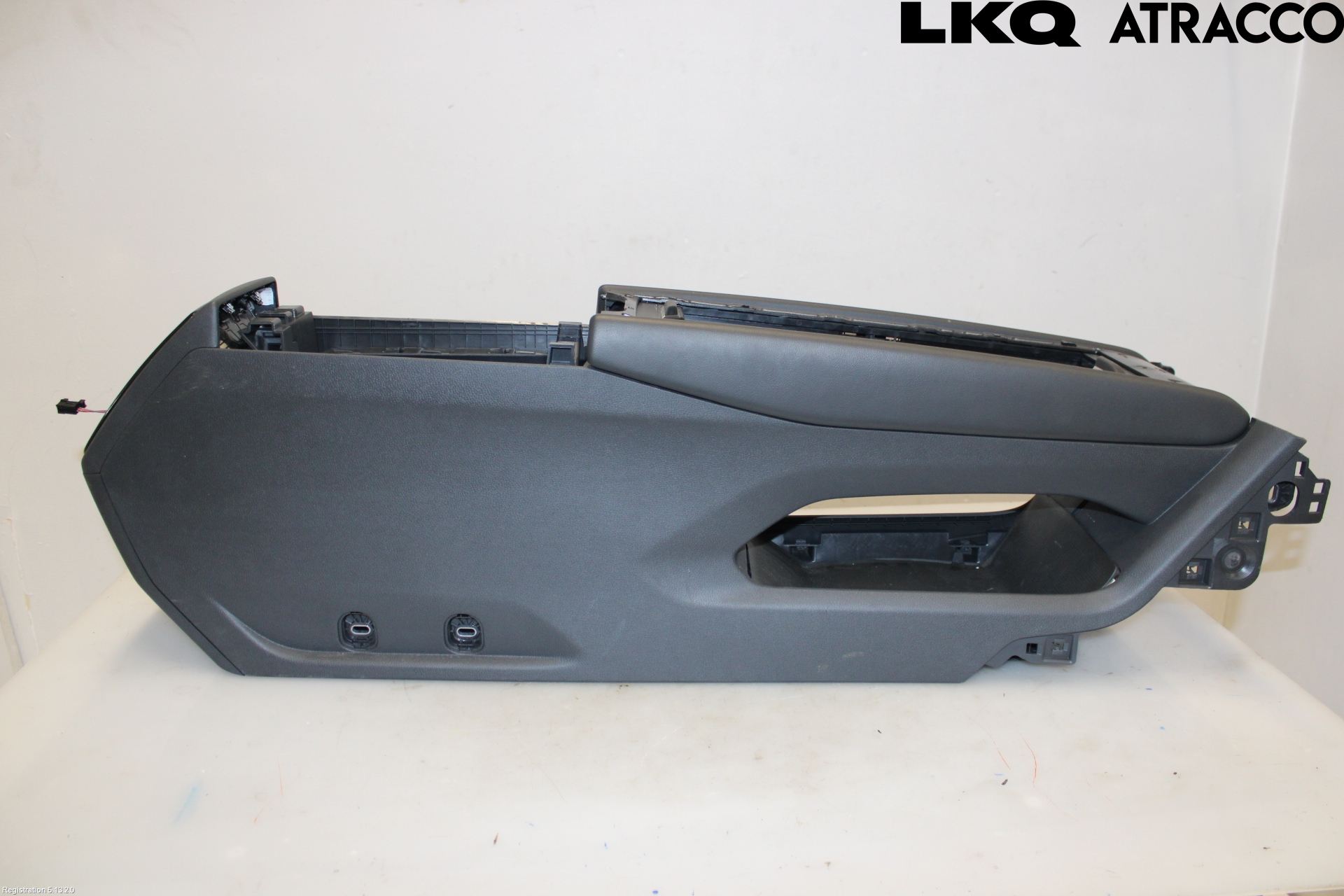 Volkswagen VW ID.7/TOURER 24- Innr Konsoll-Lomme