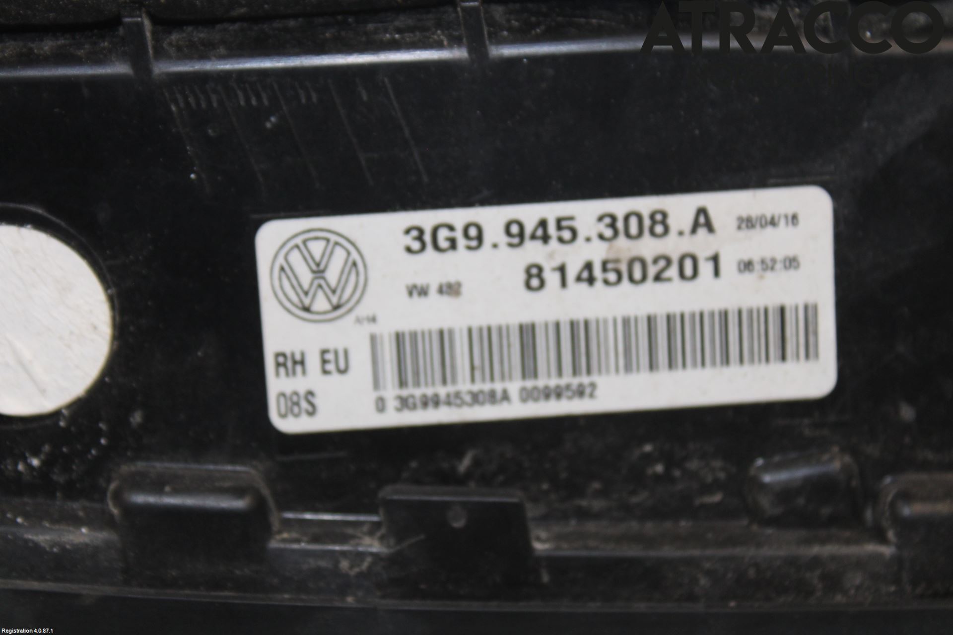 Volkswagen VW PASSAT 15-19 Baklykt Høyre  På Luke(Indre)