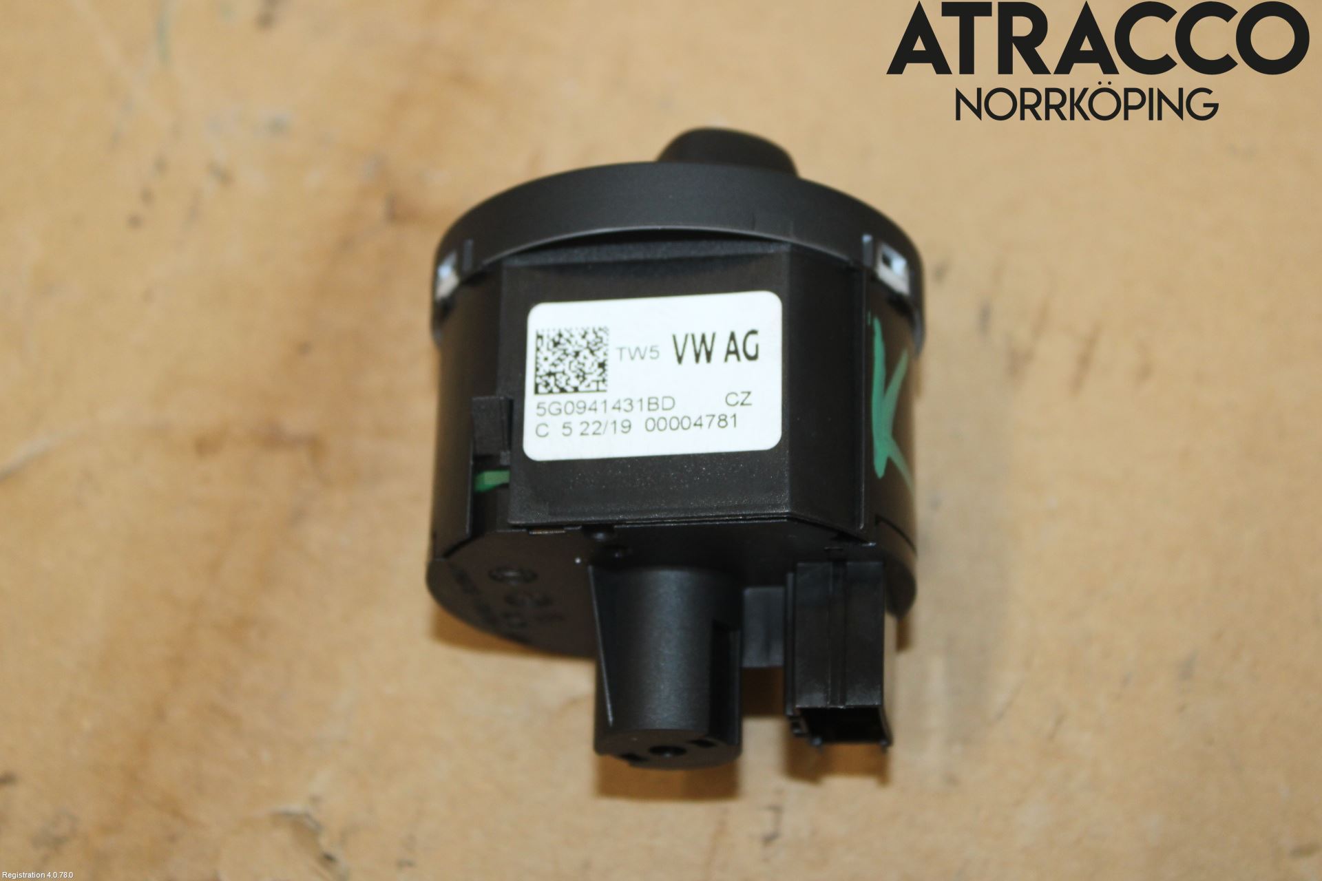 Volkswagen VW TIGUAN 16-24 Bryter Hovedlys