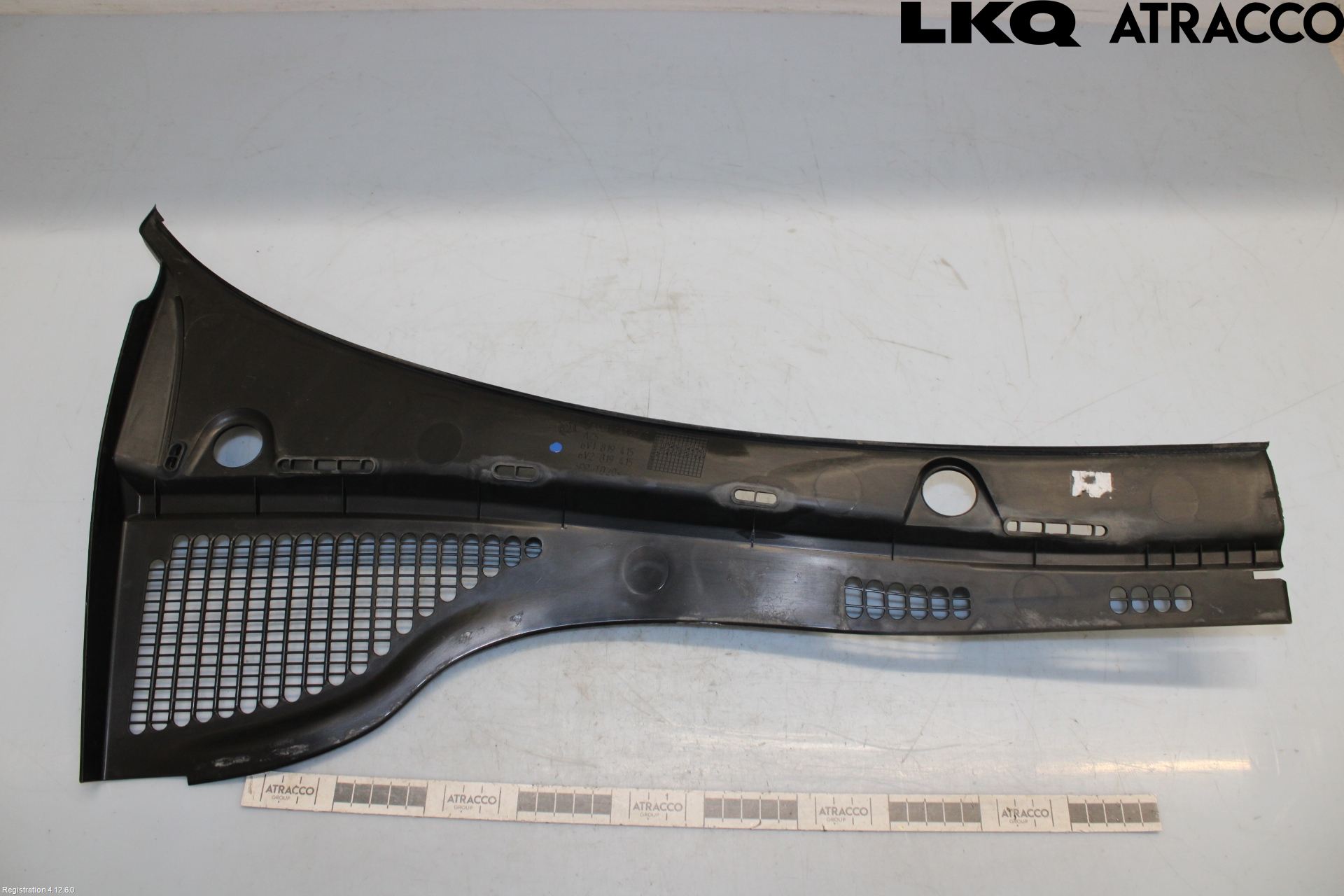 Skoda FABIA 15-21 Visker Deksel-Grill-Under Frr
