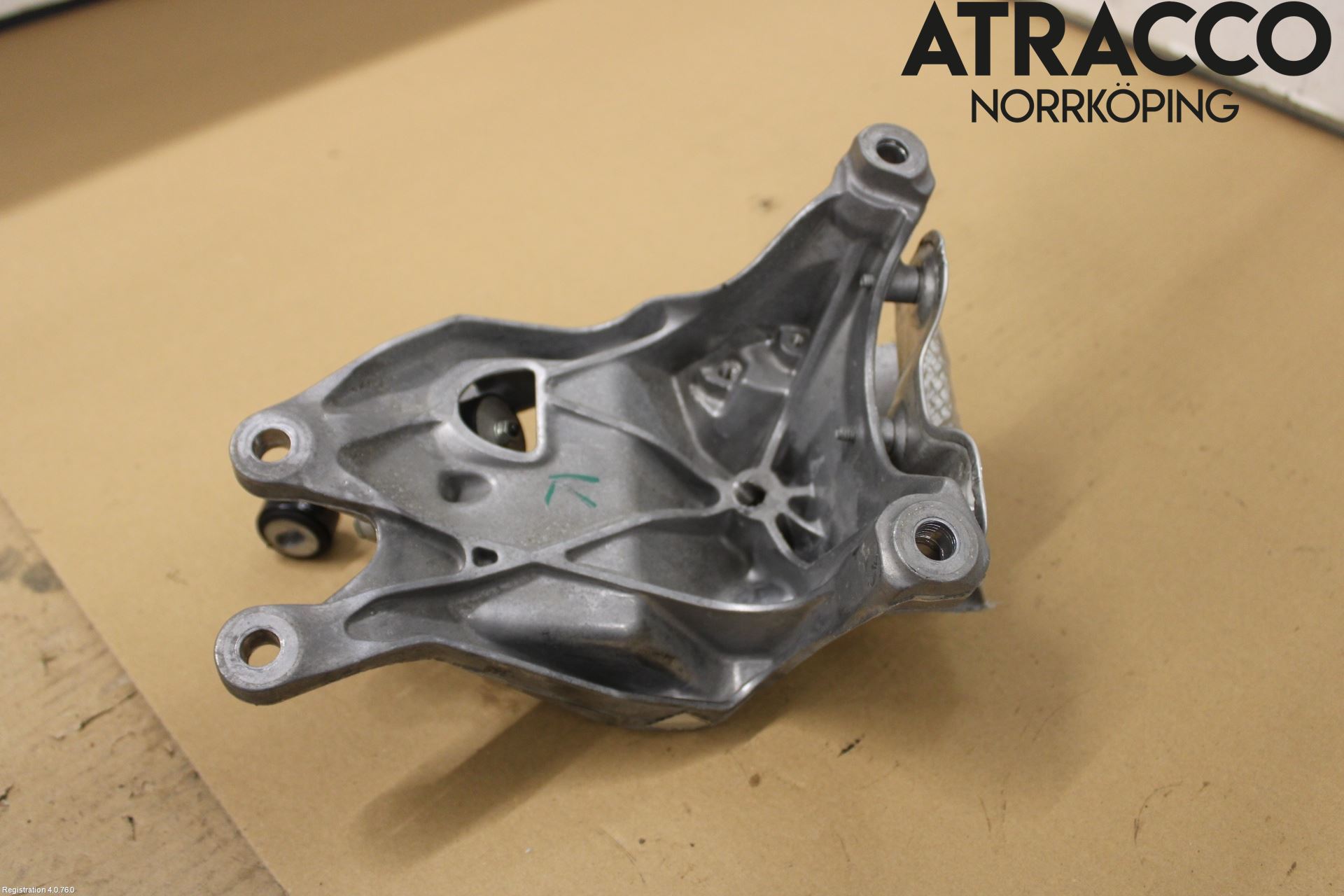 Volkswagen VW TOUAREG CR 18- Motor Feste Stål-Alu