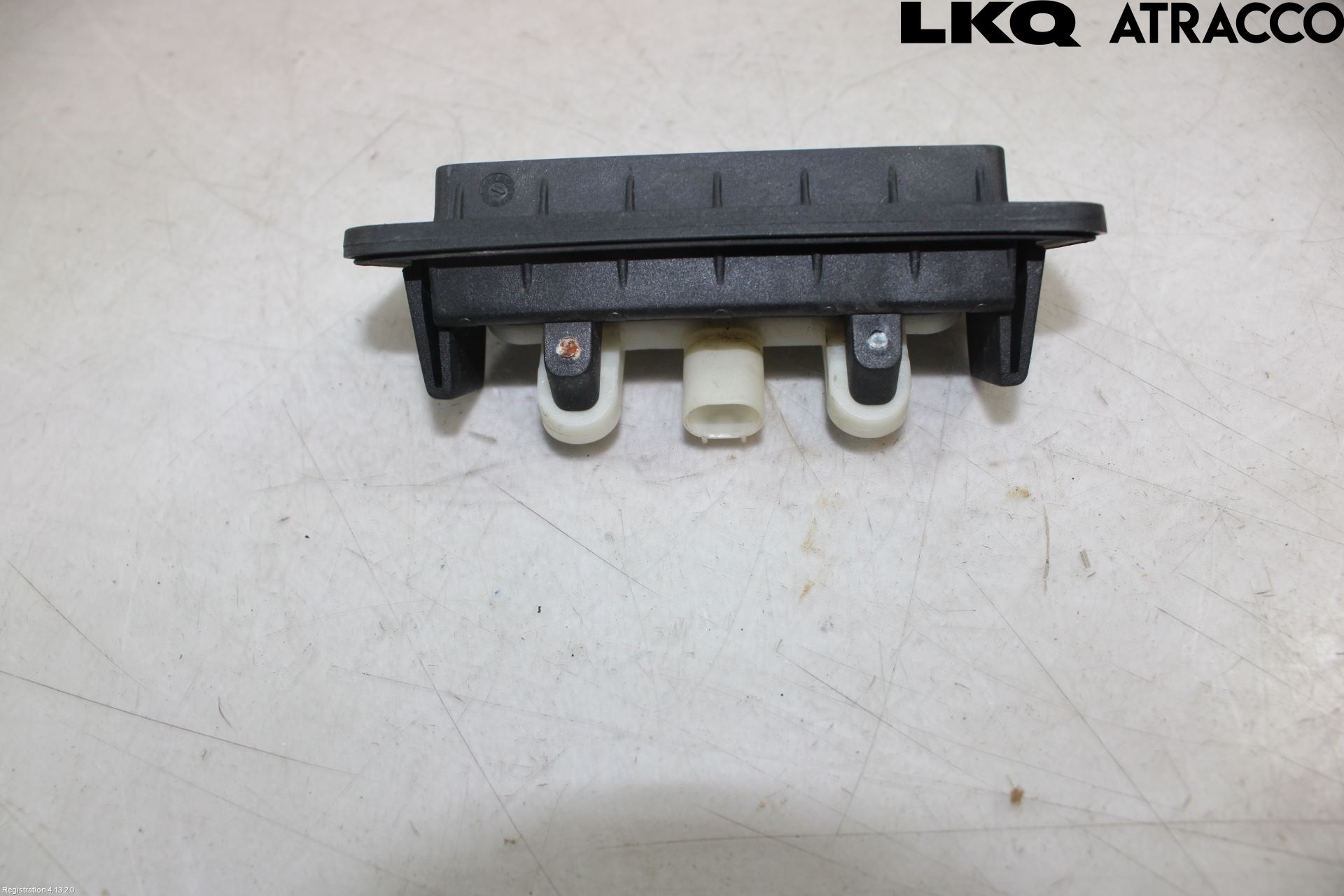 Mercedes-Benz MB E-KLASS (W212) 09-16 Bakluke Handtak Ytre