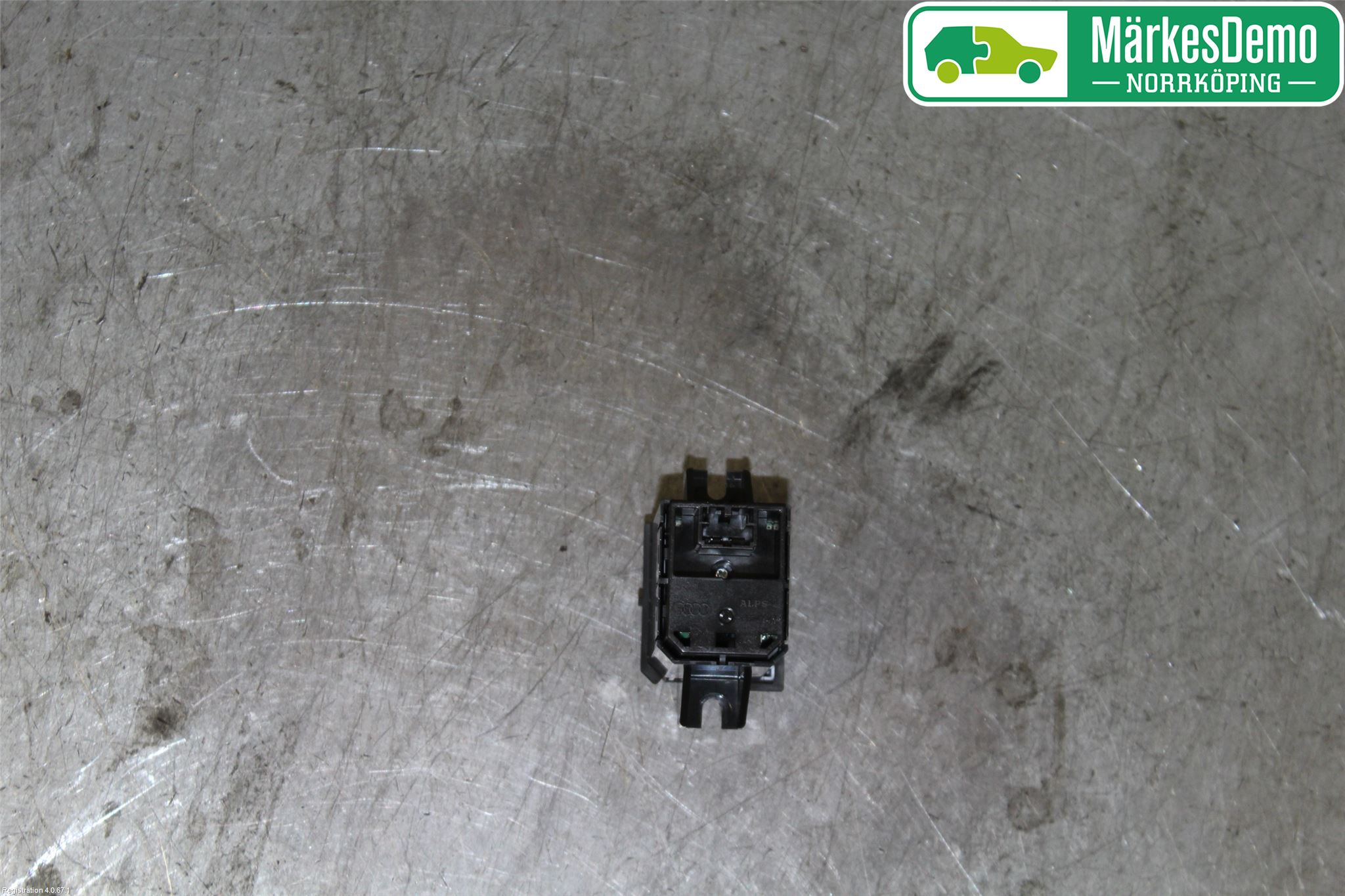 Audi A4/S4 B9 16-19 Bryter Fader Høytalere
