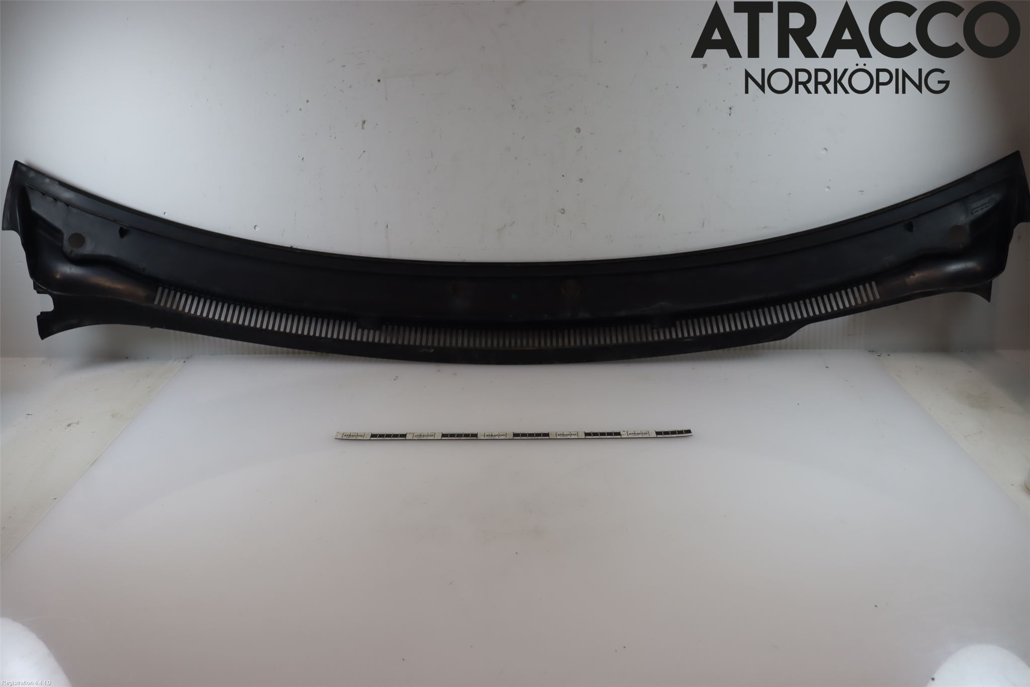 Volkswagen VW TRANSP/CARAVELLE (T5) 04-15 Visker Deksel-Grill-Under Frr