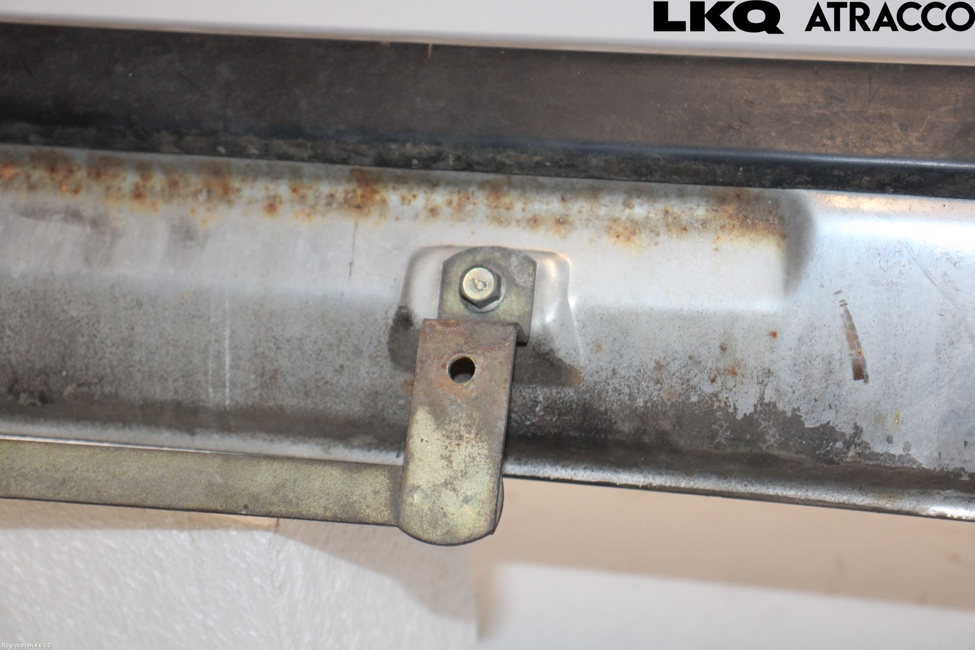 Toyota CARINA    78-81 Støtfanger Foran Plastdeksel
