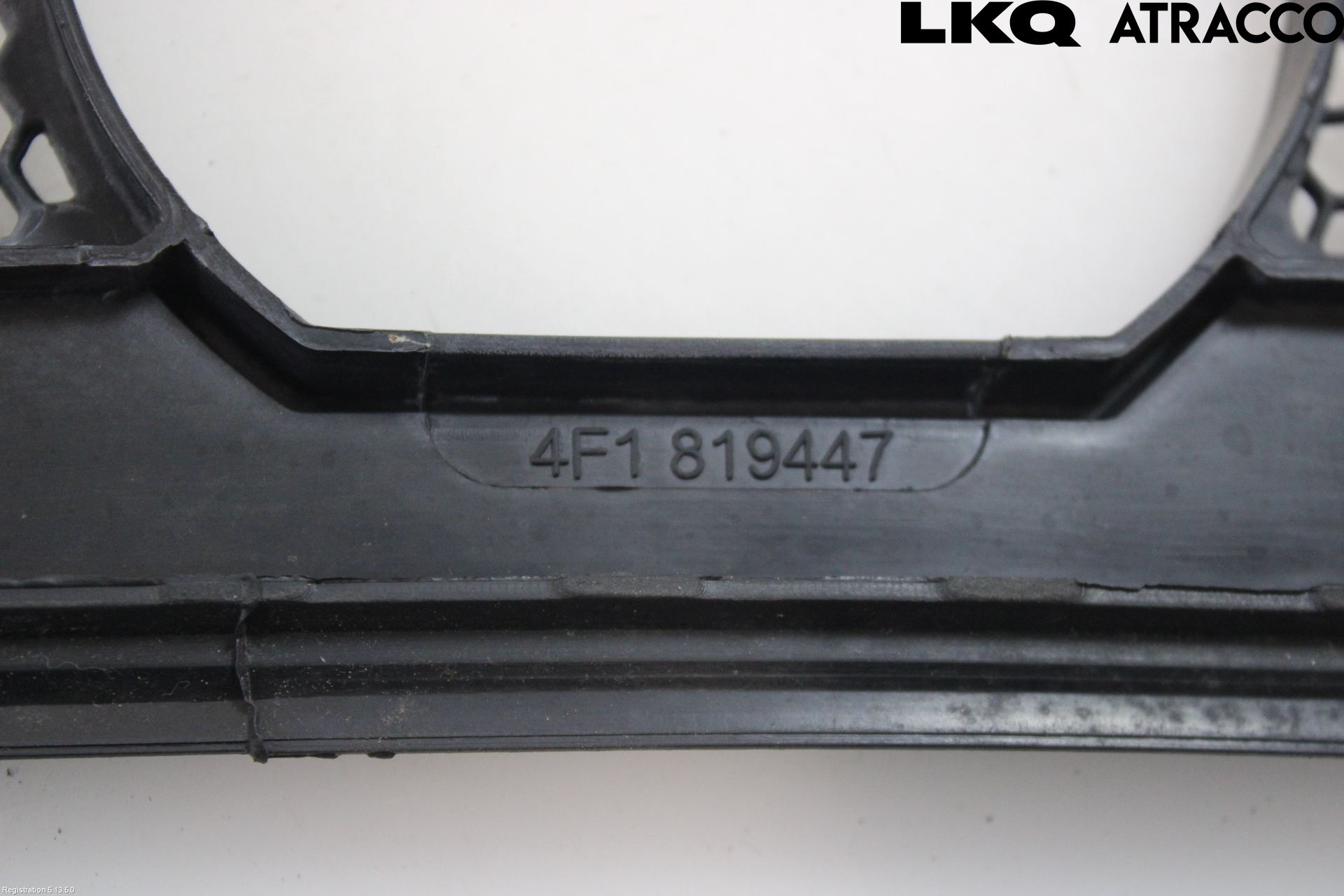 Audi A6/S6     05-11 Visker Deksel-Grill-Under Frr