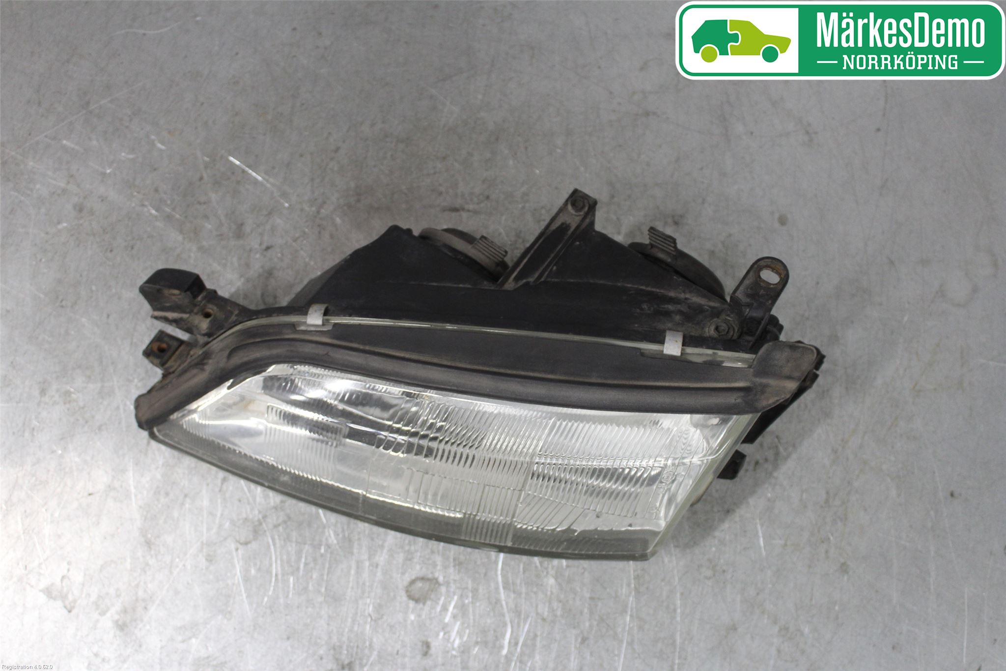 Opel VECTRA B 96-01 Frontlykt Venstre