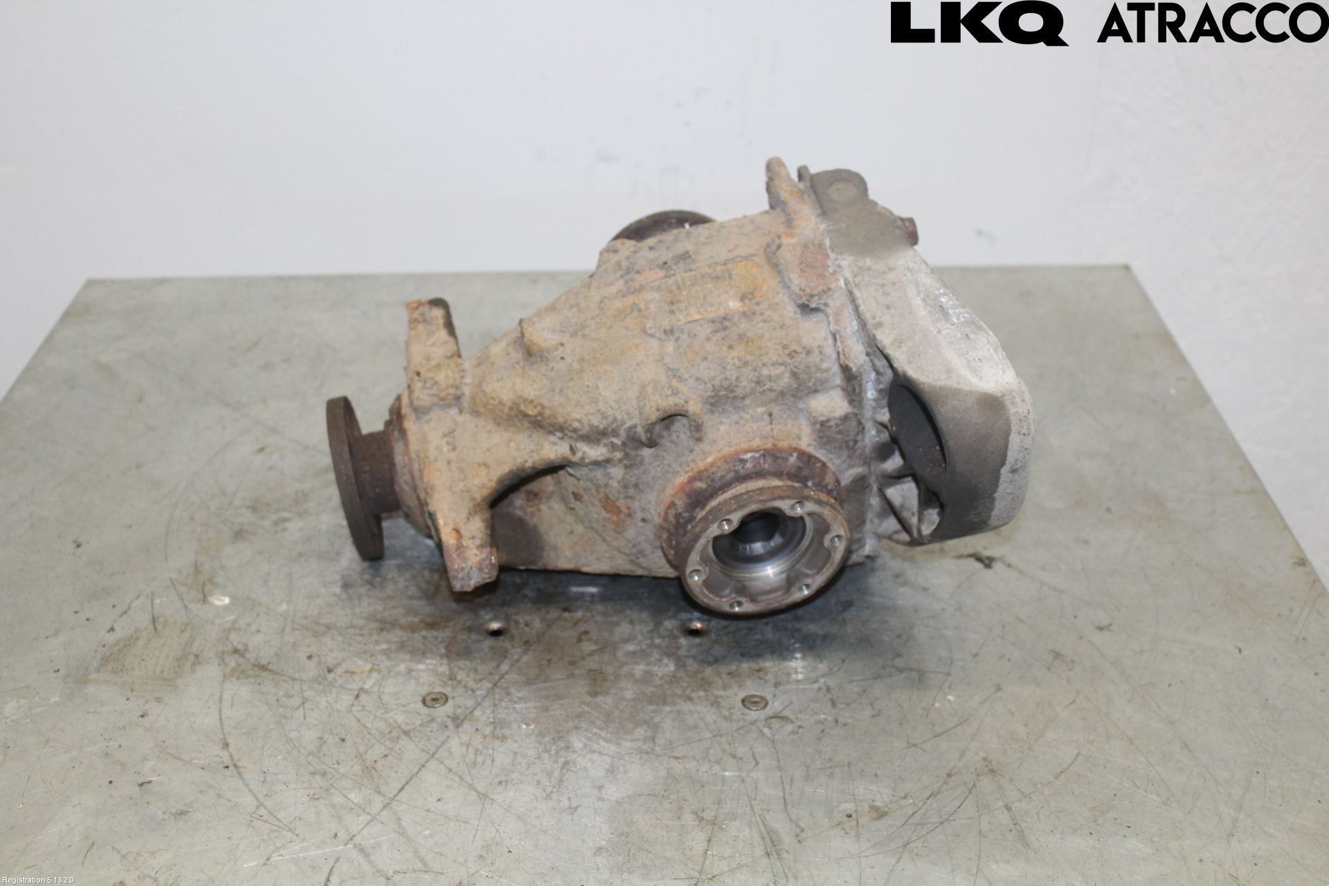 BMW 1 E87/81 5D/3D 03-11 Bakaksel Kardang Bak -Diff