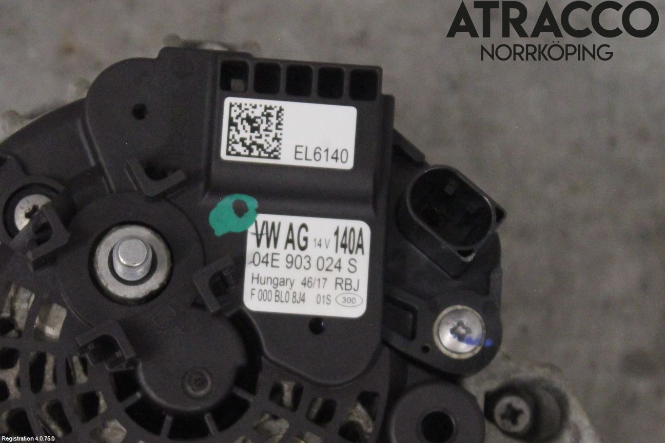 Volkswagen VW PASSAT 15-19 Dynamo