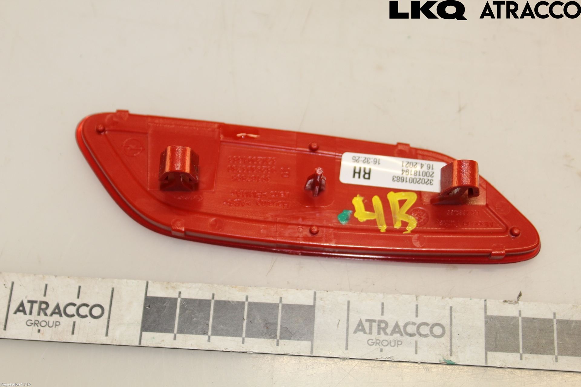 Opel CORSA F, CORSA-E 20- Refleks Bak