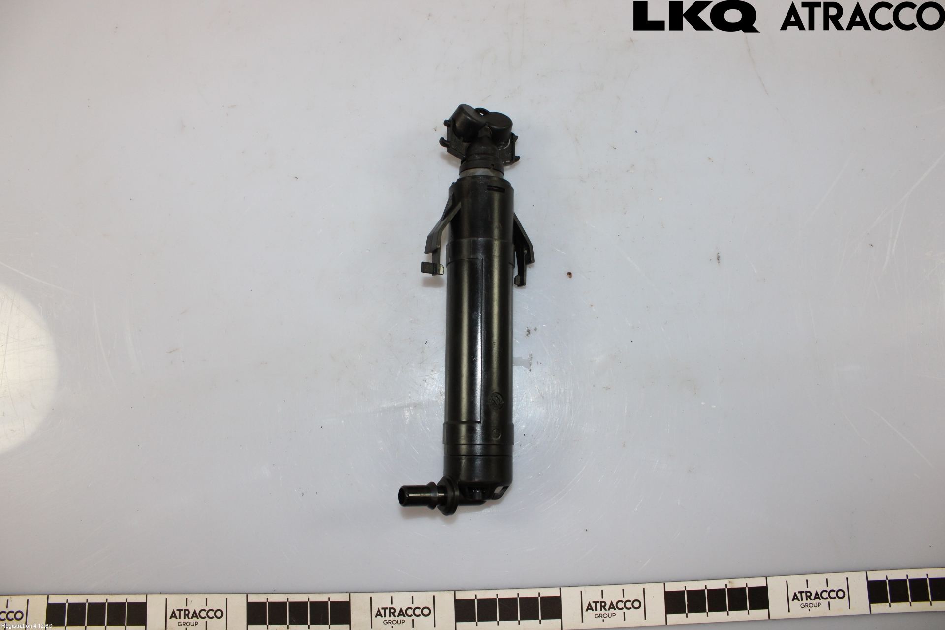 Volkswagen VW PASSAT 11-14 Spylerdyse Frontlykter