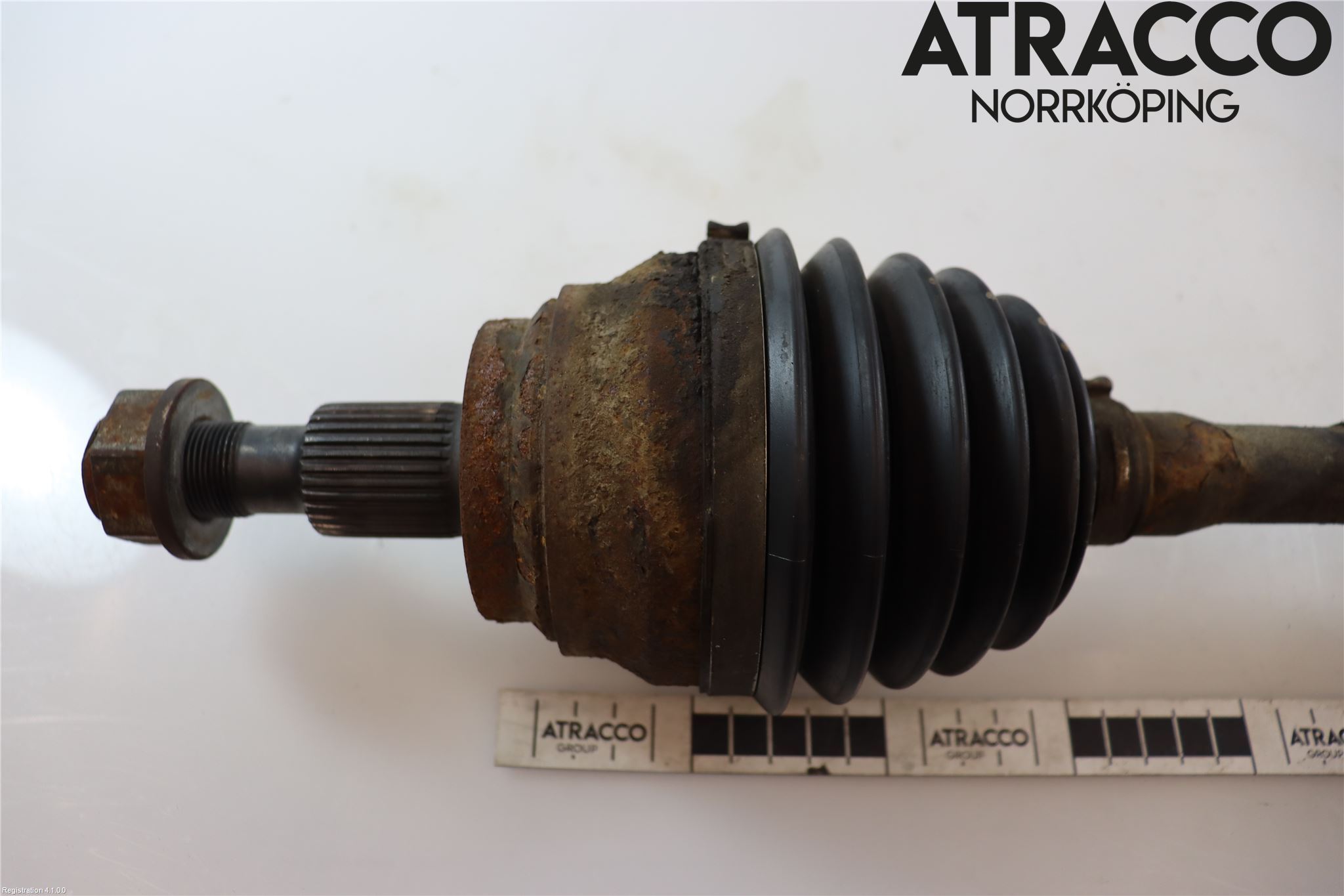 Mercedes-Benz MB ML (W164) 05-11 Drivaksel Foran Kompl Venstre
