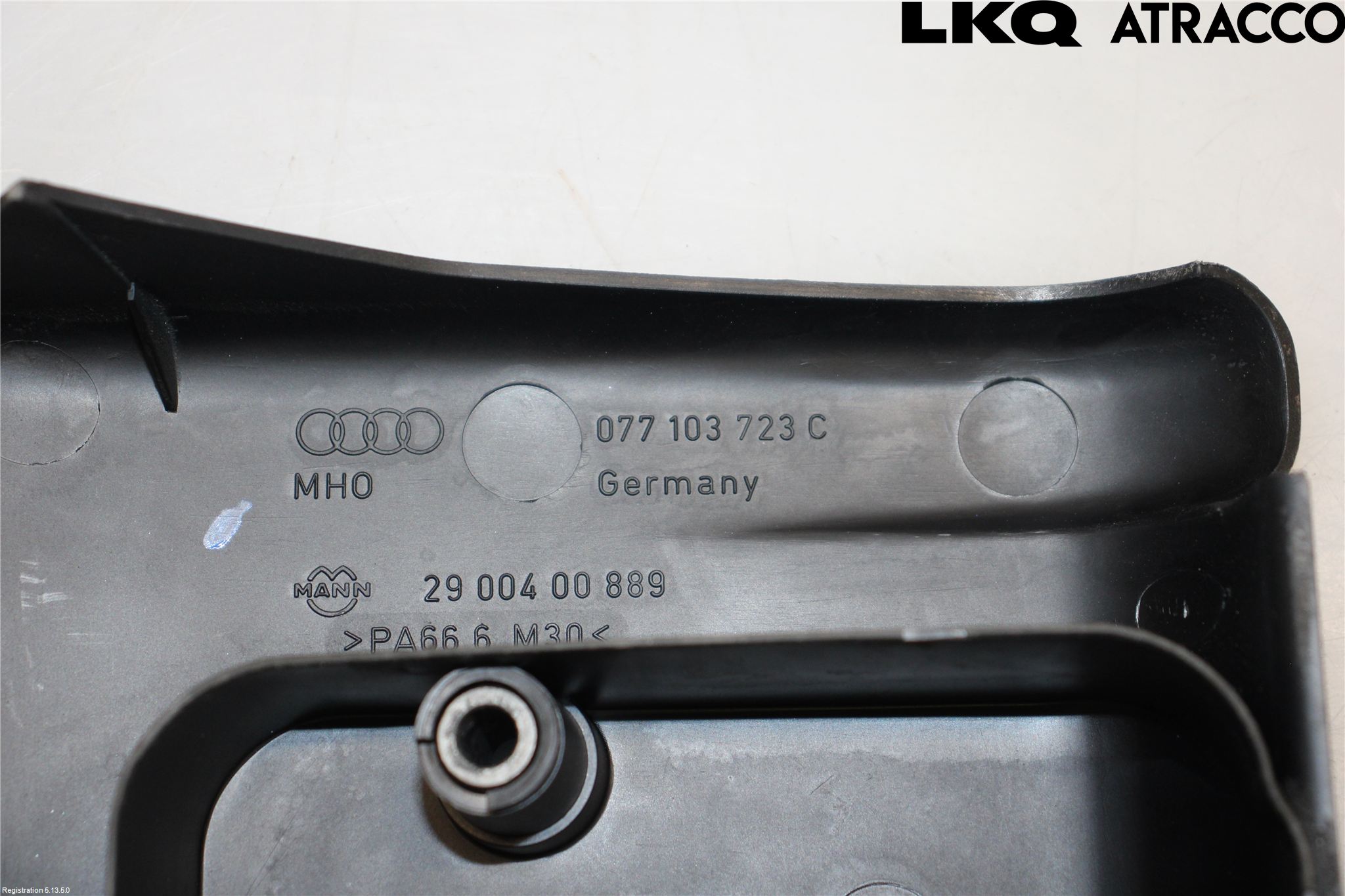 Audi A8/S8 4D 94-02 Motor Deksel Over Motor