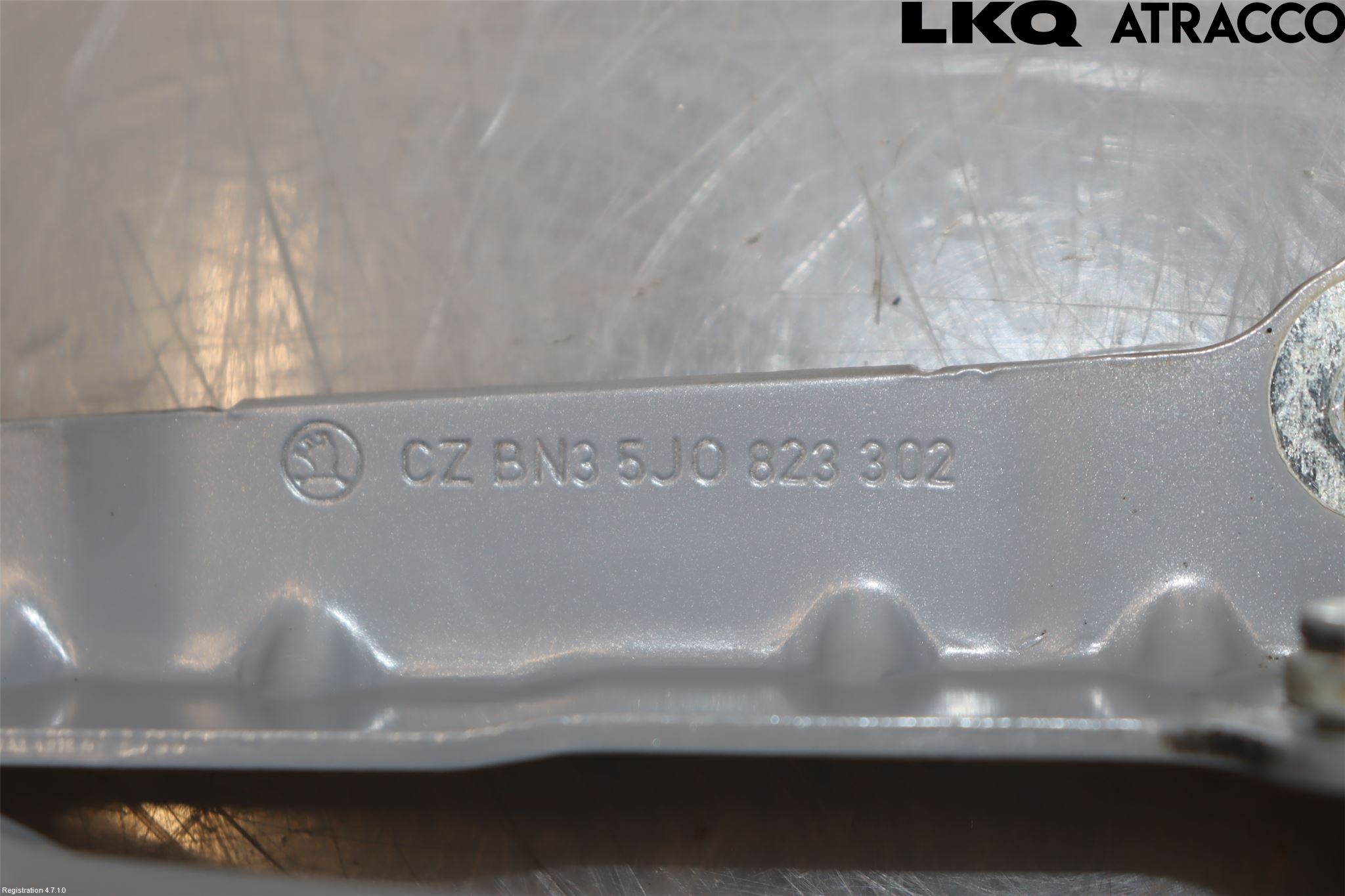 Skoda ROOMSTER Panser Hengsel - Hengsler