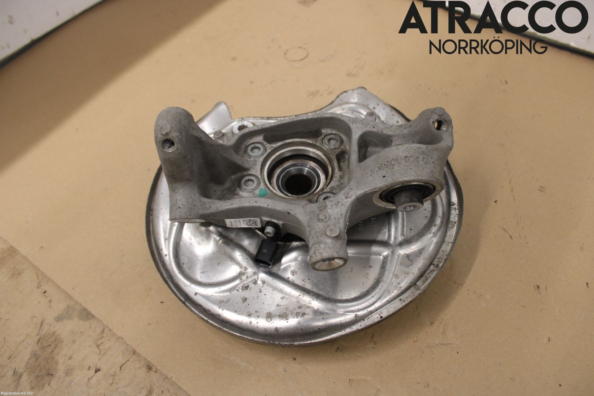 Audi A4/S4 B9 16-19 Spindel Vb