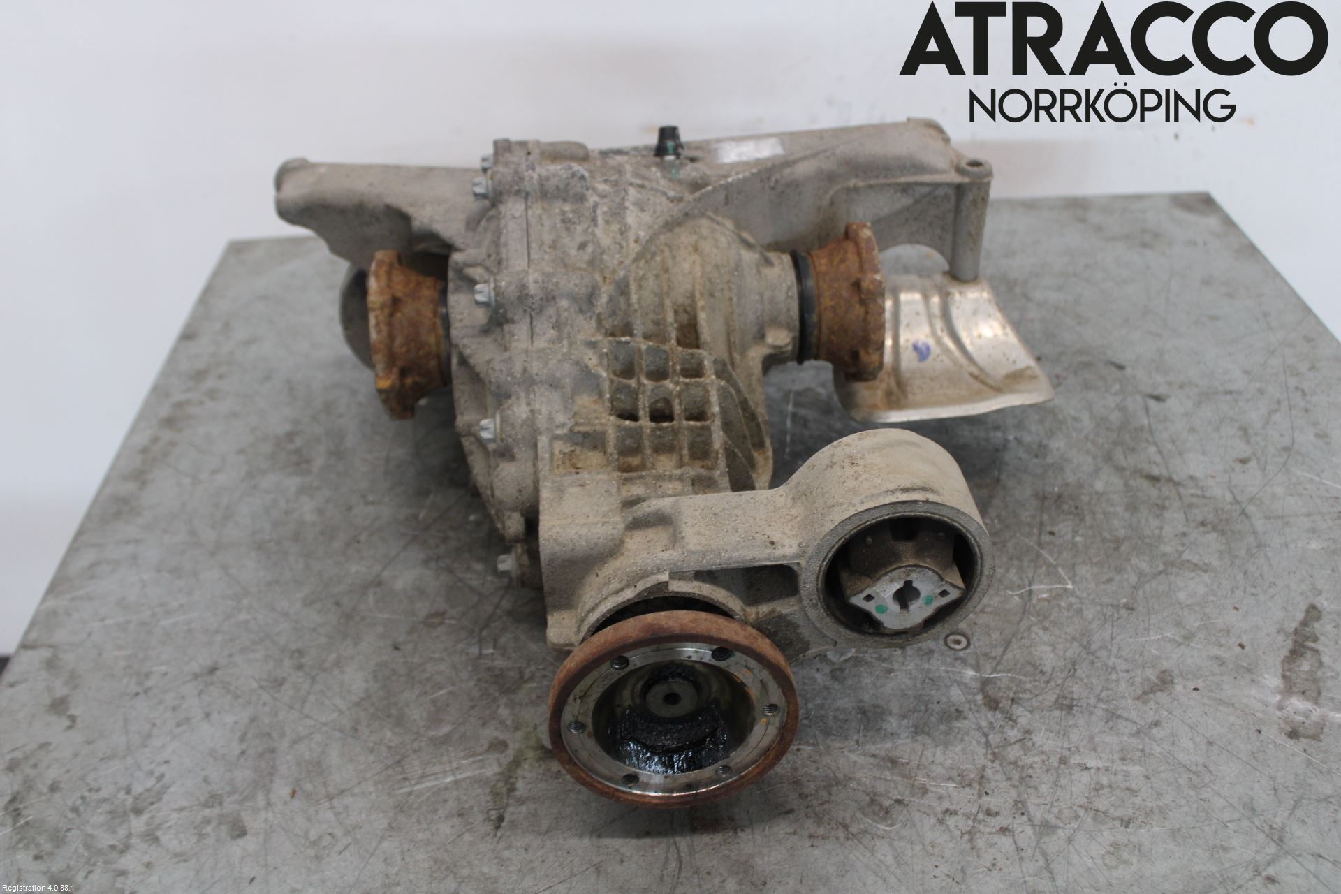 Audi A4/S4 B9 20- Bakaksel Kardang Bak -Diff