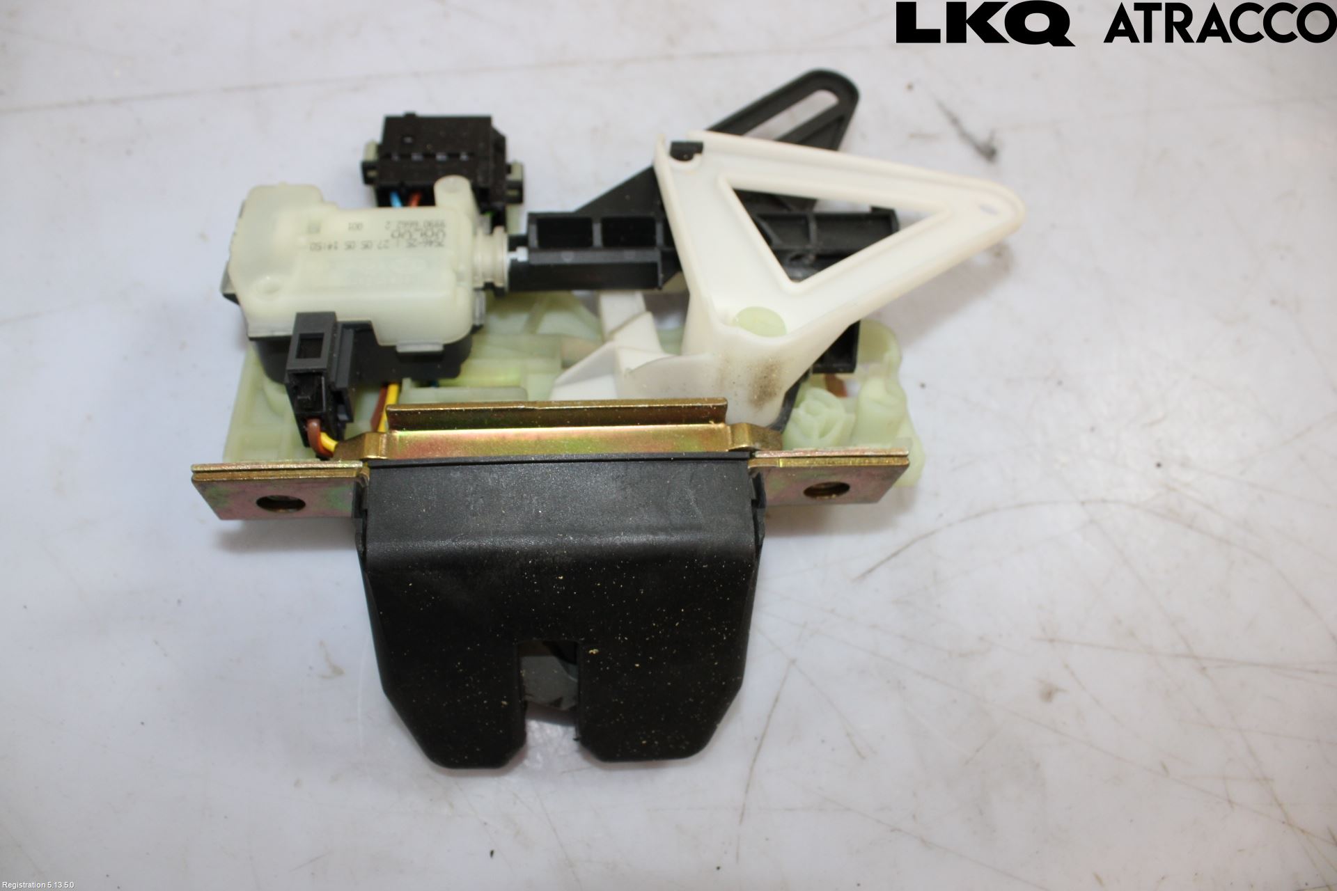 Volvo V70 05-08 Bakluke-Lokk Låsekasse