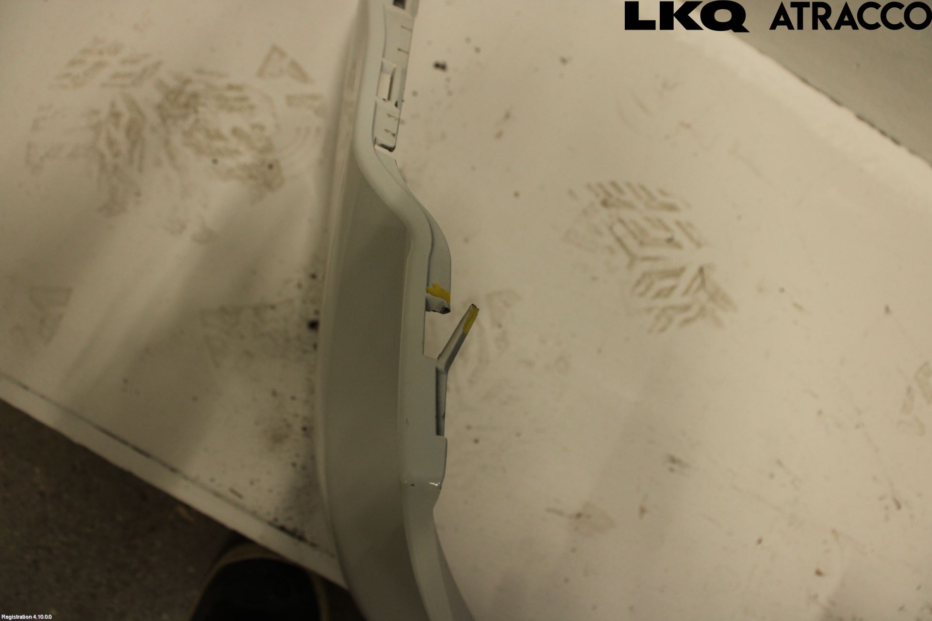 Nissan PRIMASTAR Grill Komplett