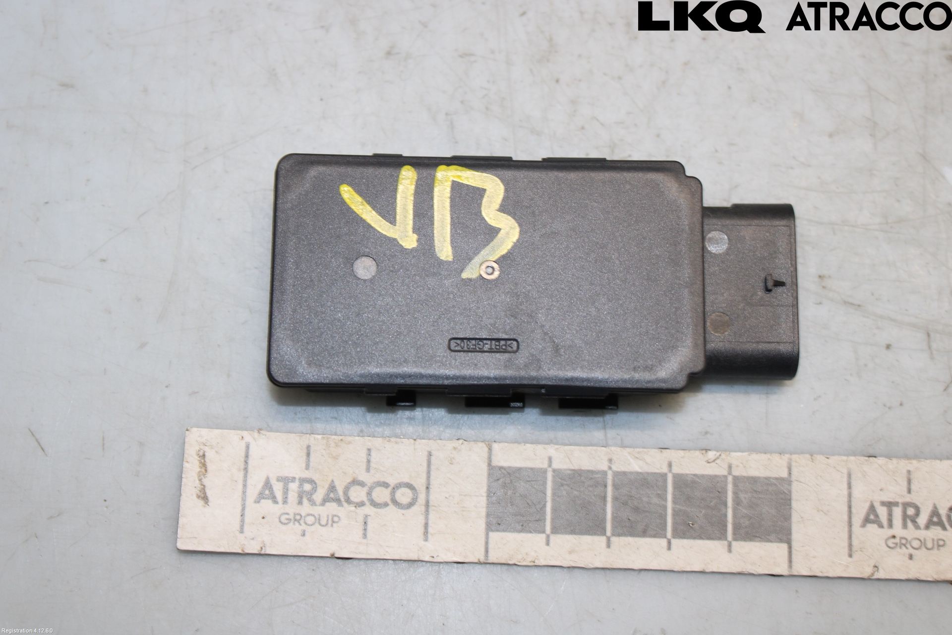 Audi Q6 E-TRON CN 24- Stereo Antenne Radio-Tv