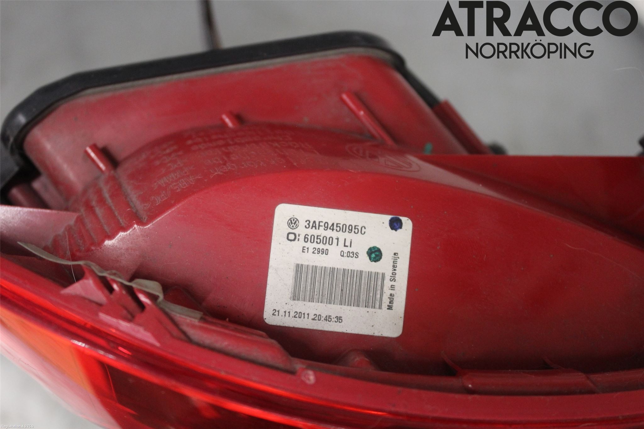Volkswagen VW PASSAT 11-14 Baklykt Venstre