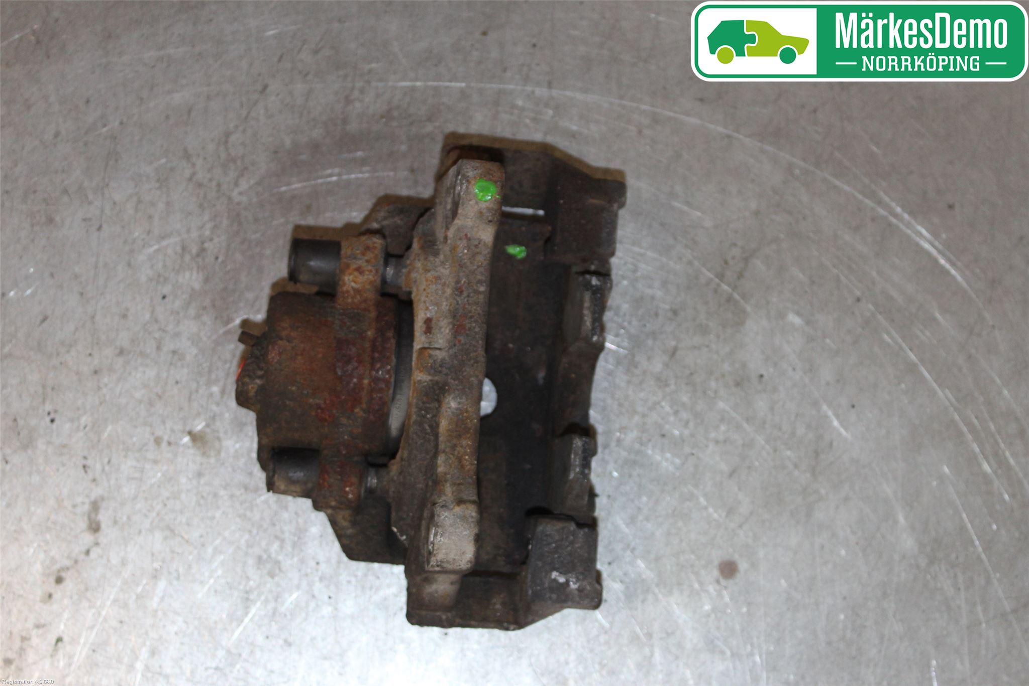 Volkswagen VW PASSAT 11-14 Bremsecaliper Foran Venstre
