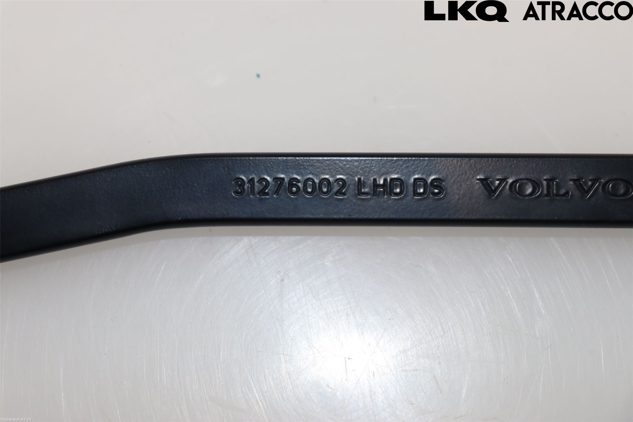 Volvo V70 08-13 Viskerarm-Armer Frontrute