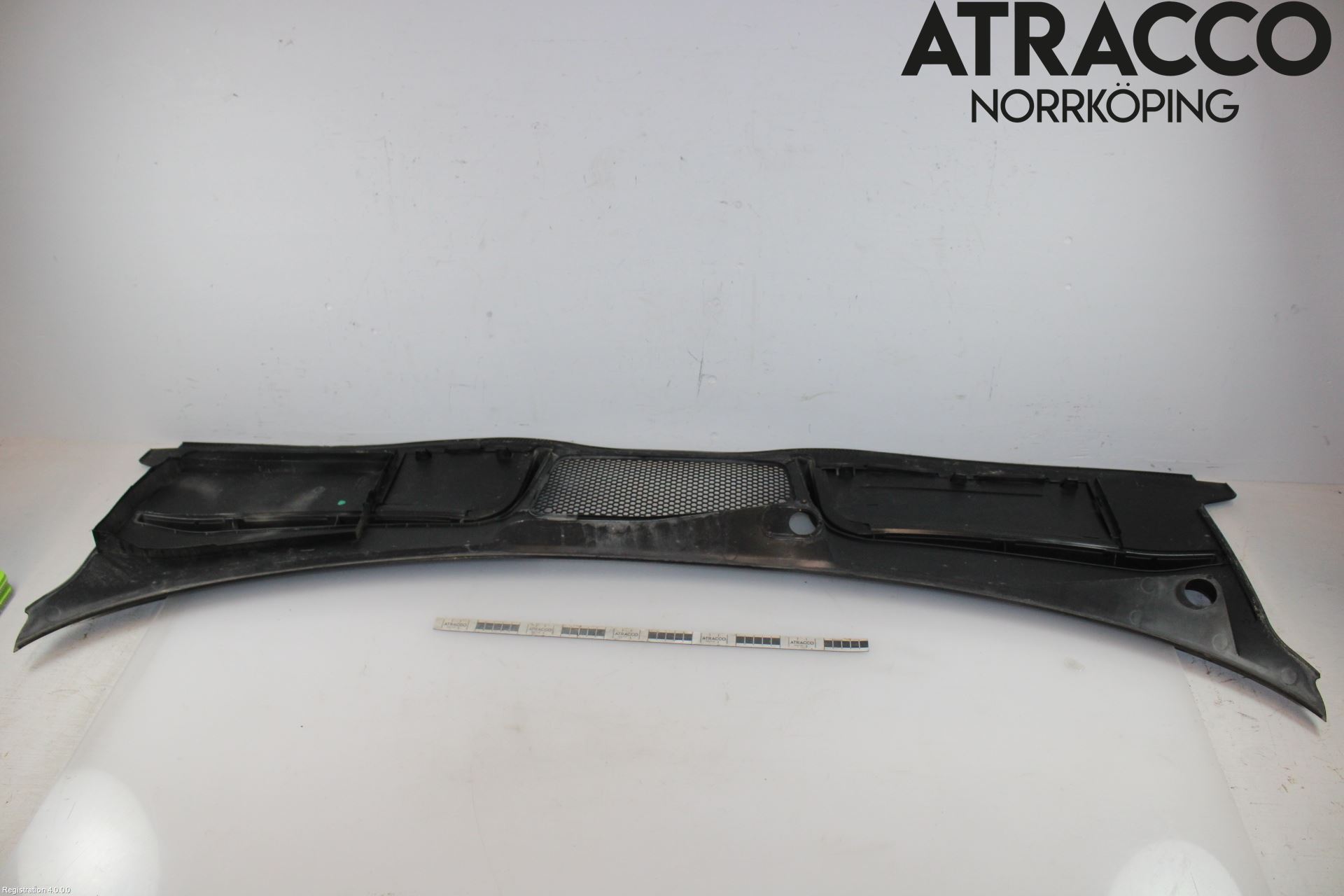 Audi A4/S4 B9 20- Visker Deksel-Grill-Under Frr