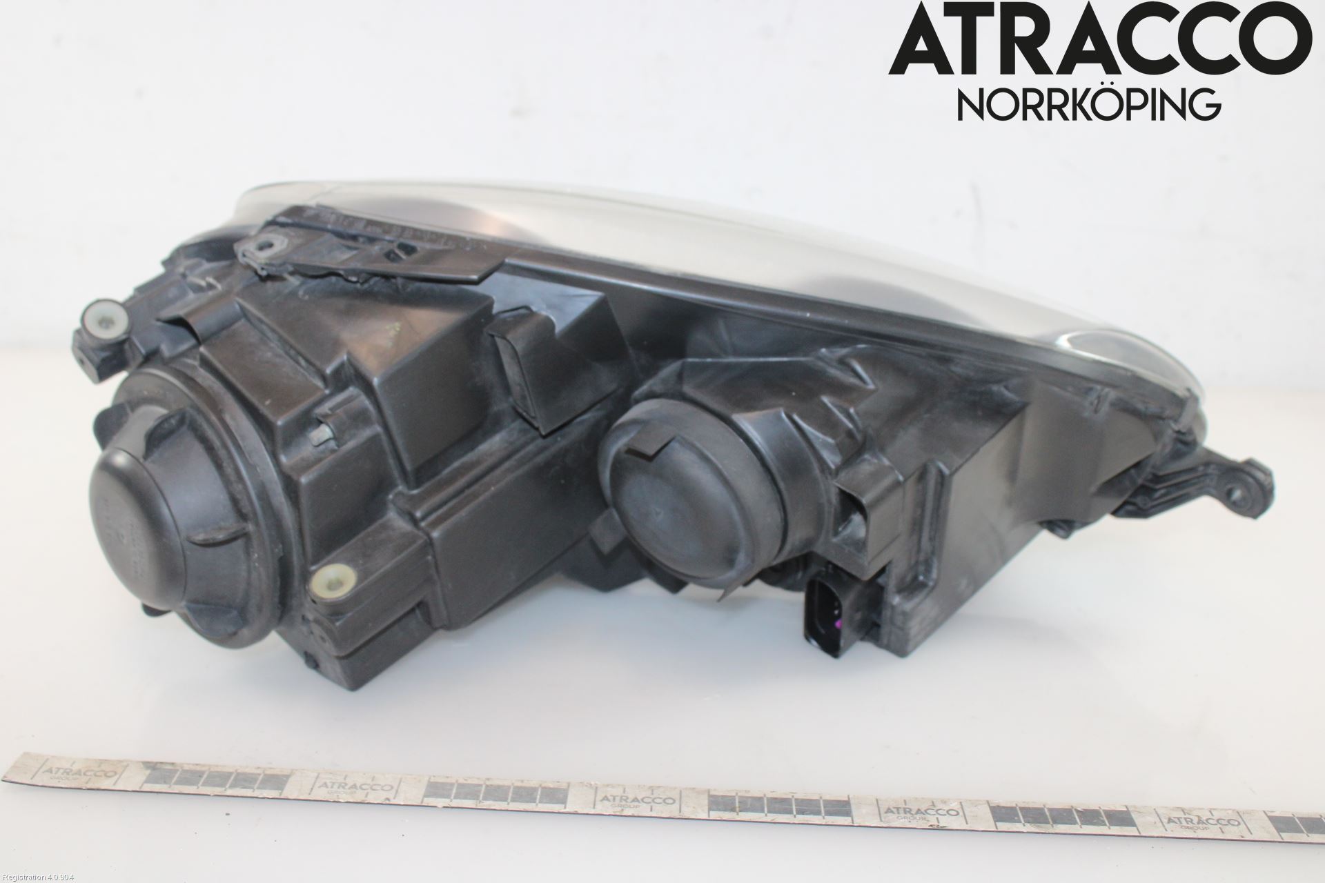 Volkswagen VW GOLF V 04-09 Frontlykt Venstre