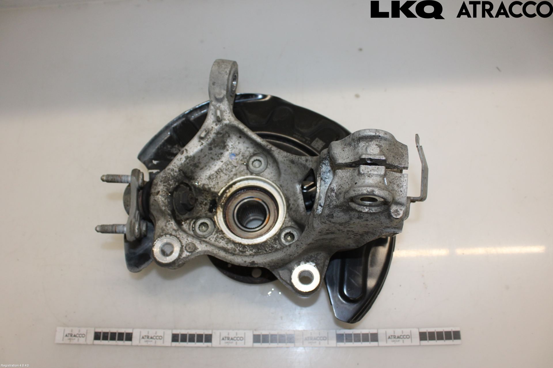 Volkswagen VW PASSAT 20-24 Spindel Vf