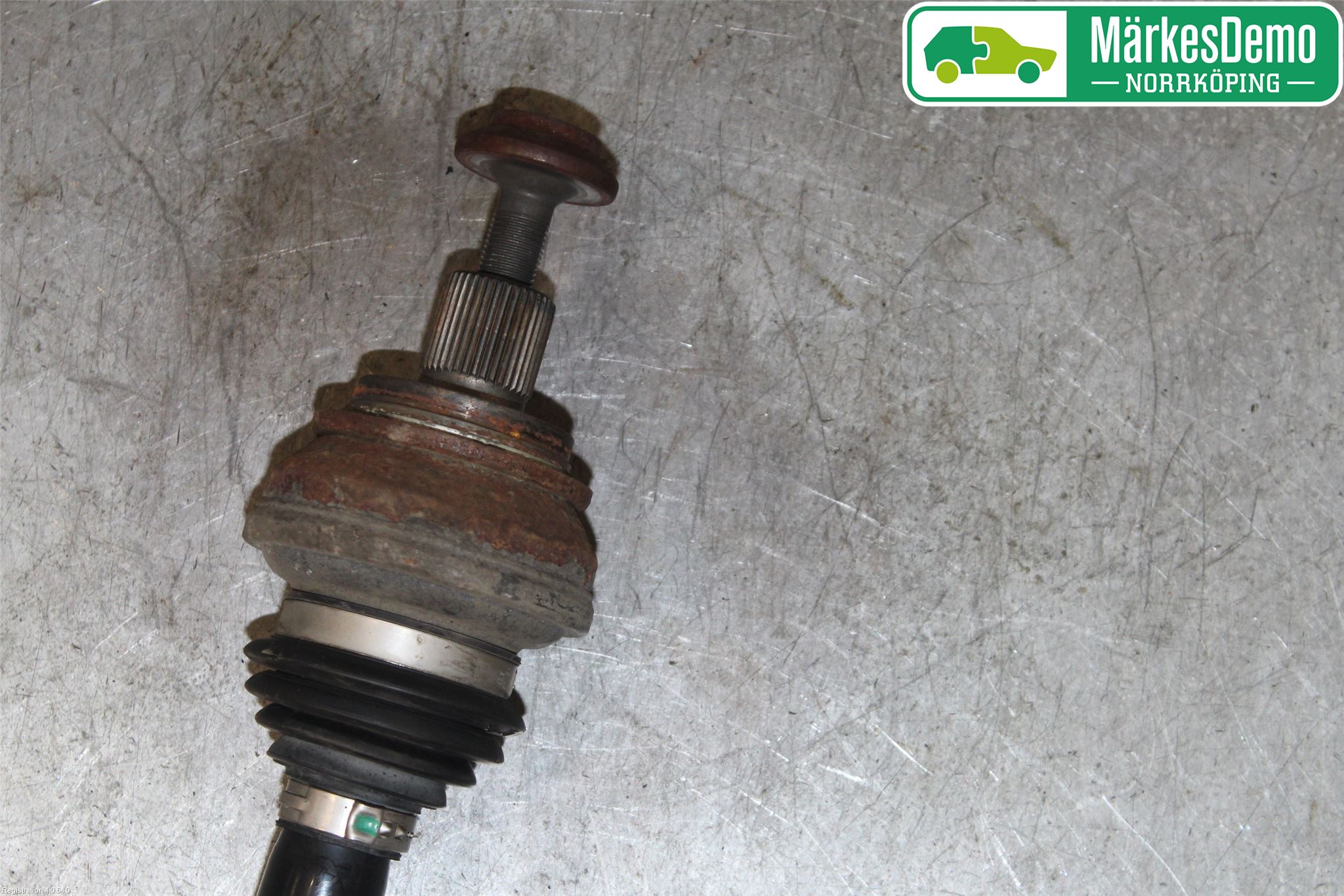 Audi A4/S4 B9 16-19 Drivaksel Bak Kompl Venstre