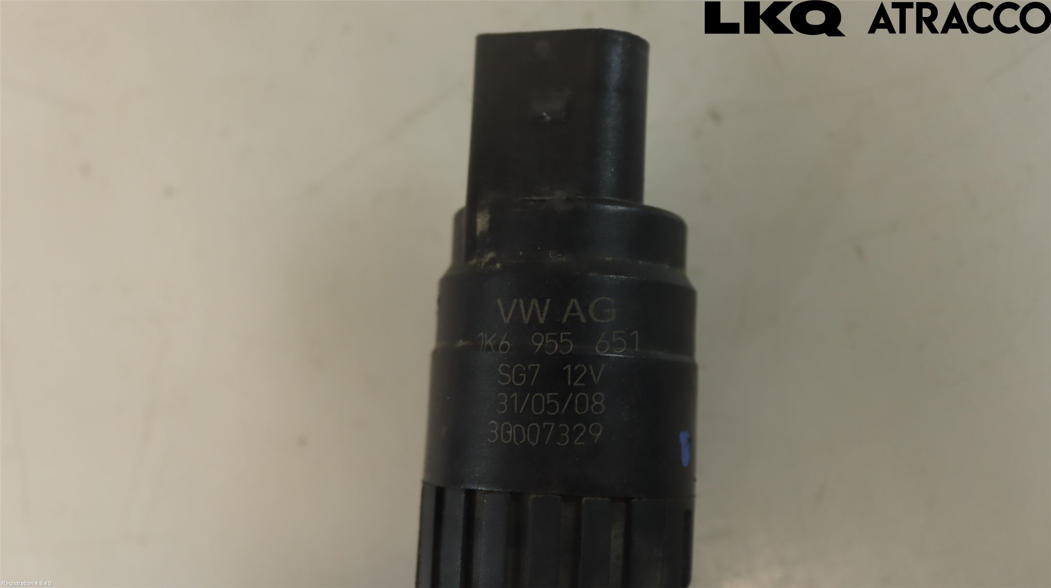 Volkswagen VW GOLF V 04-09 Spylerpumpe Frontrute