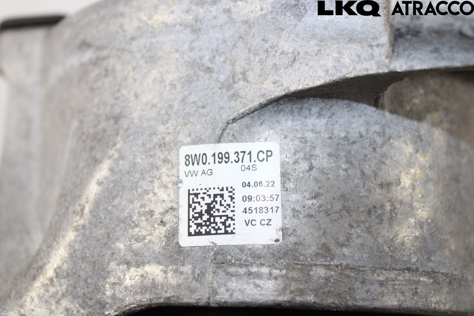 Audi A4/S4 B9 20- Motor Feste Gummi