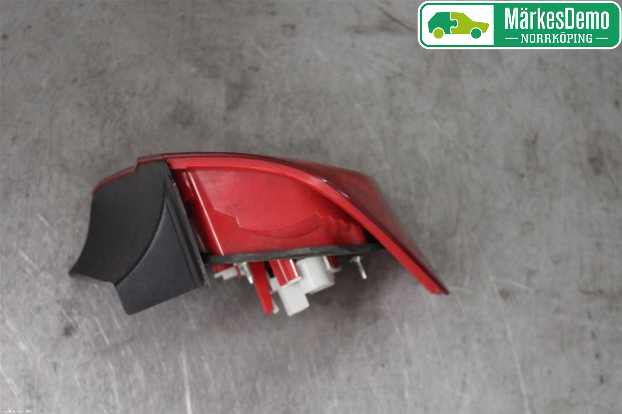 BMW 3 E90/91 SED/TOU 05-12 Baklykt Venstre