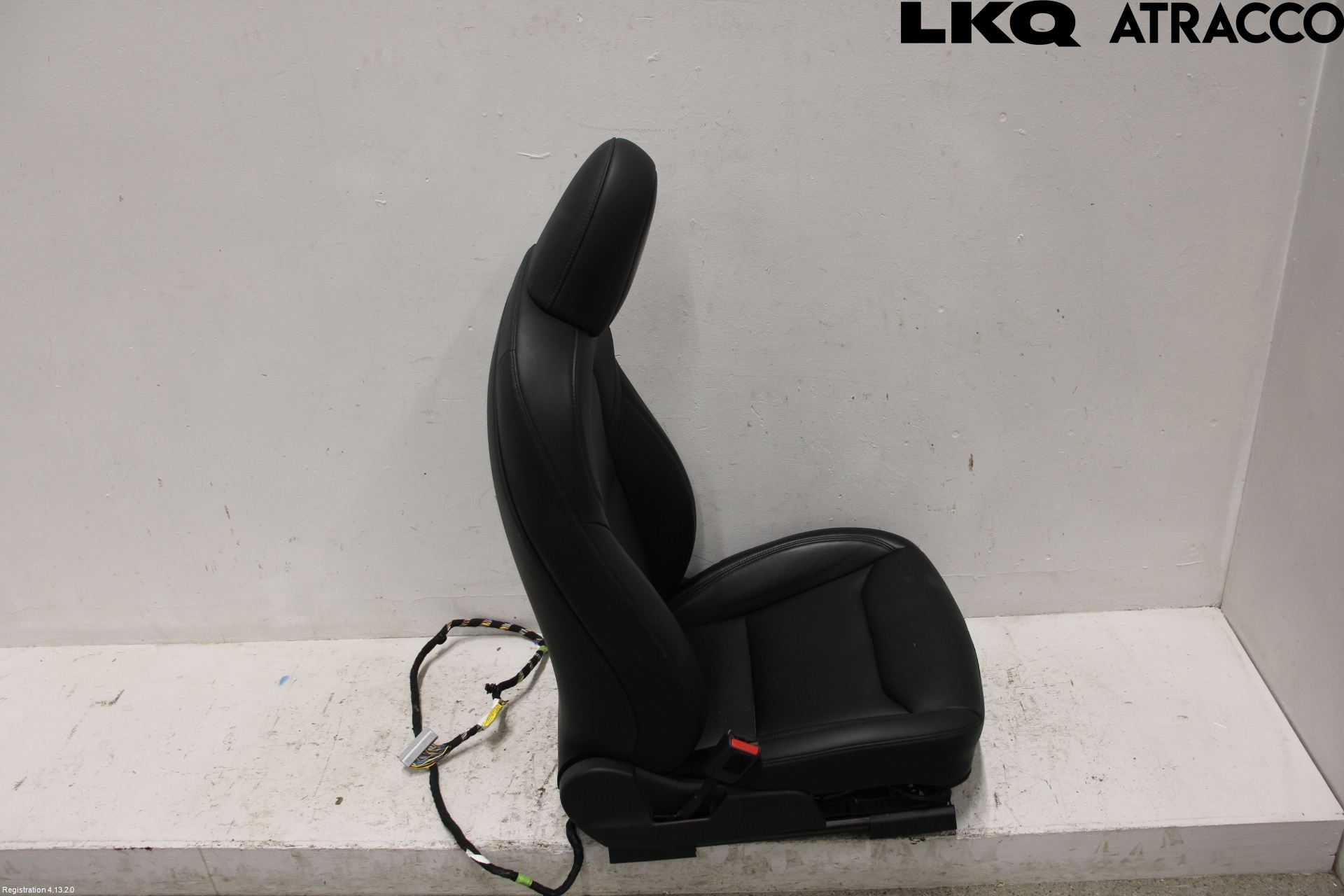 Tesla MODEL Y 21- Innr Sete Foran Venstre