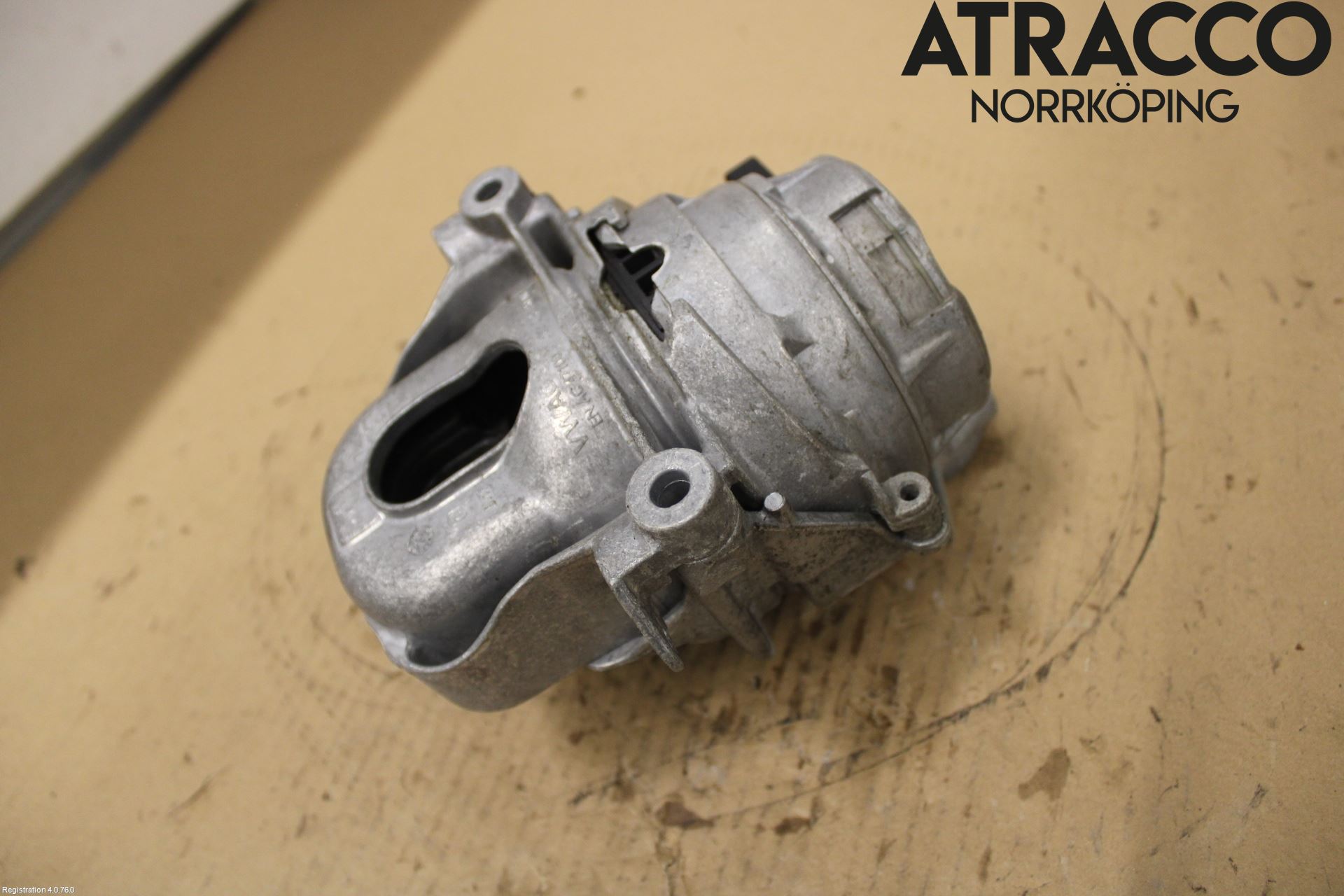 Audi A6 F2/C8 19- Motor Feste Gummi