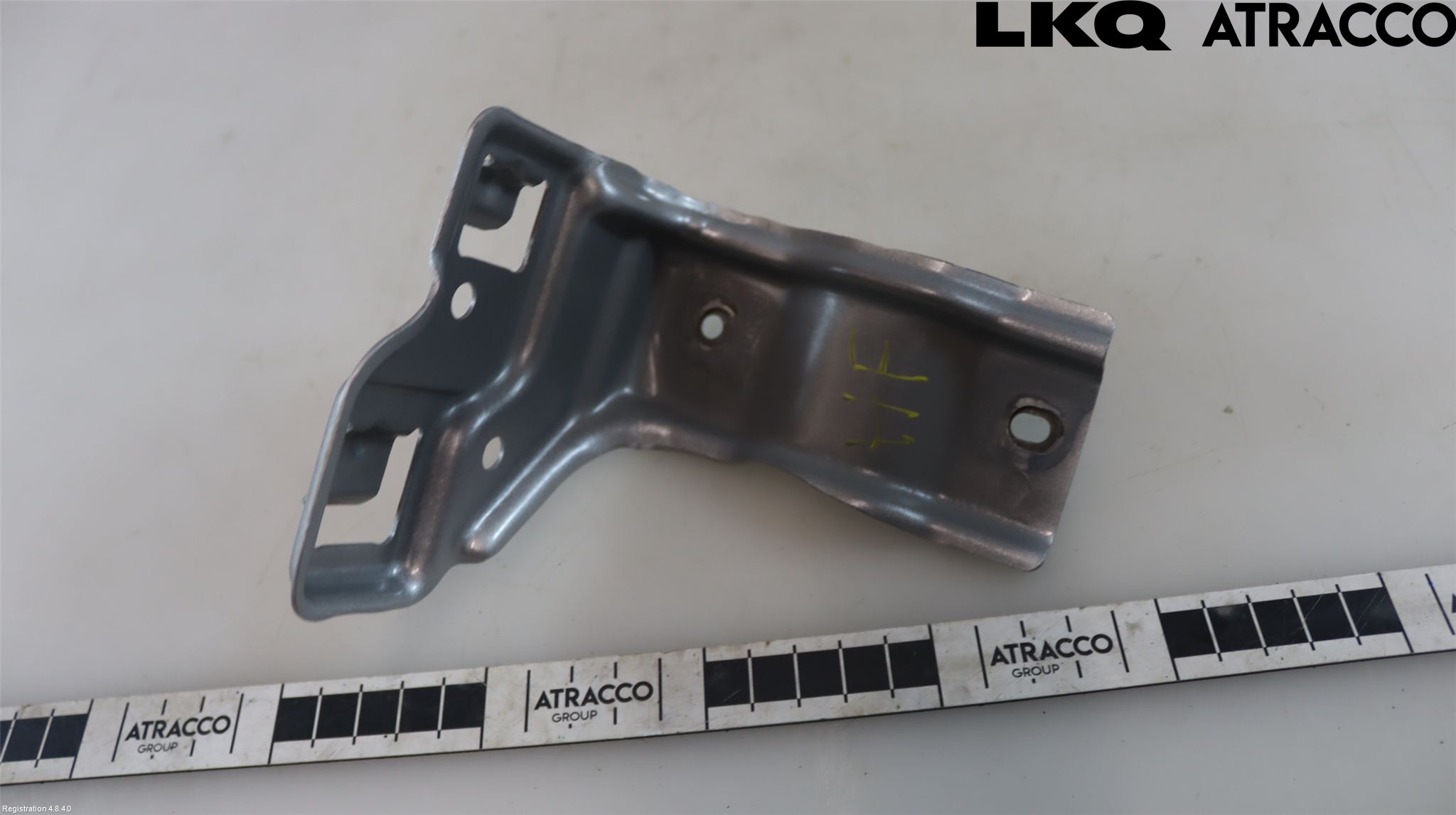 Toyota COROLLA 02-07 Fenderfeste Foran Høy