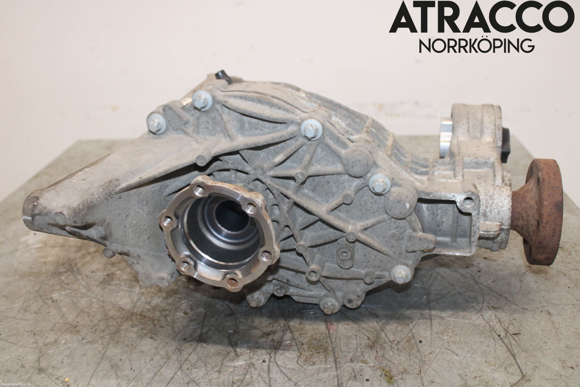 Volkswagen VW TOUAREG CR 18- Bakaksel Kardang Bak -Diff