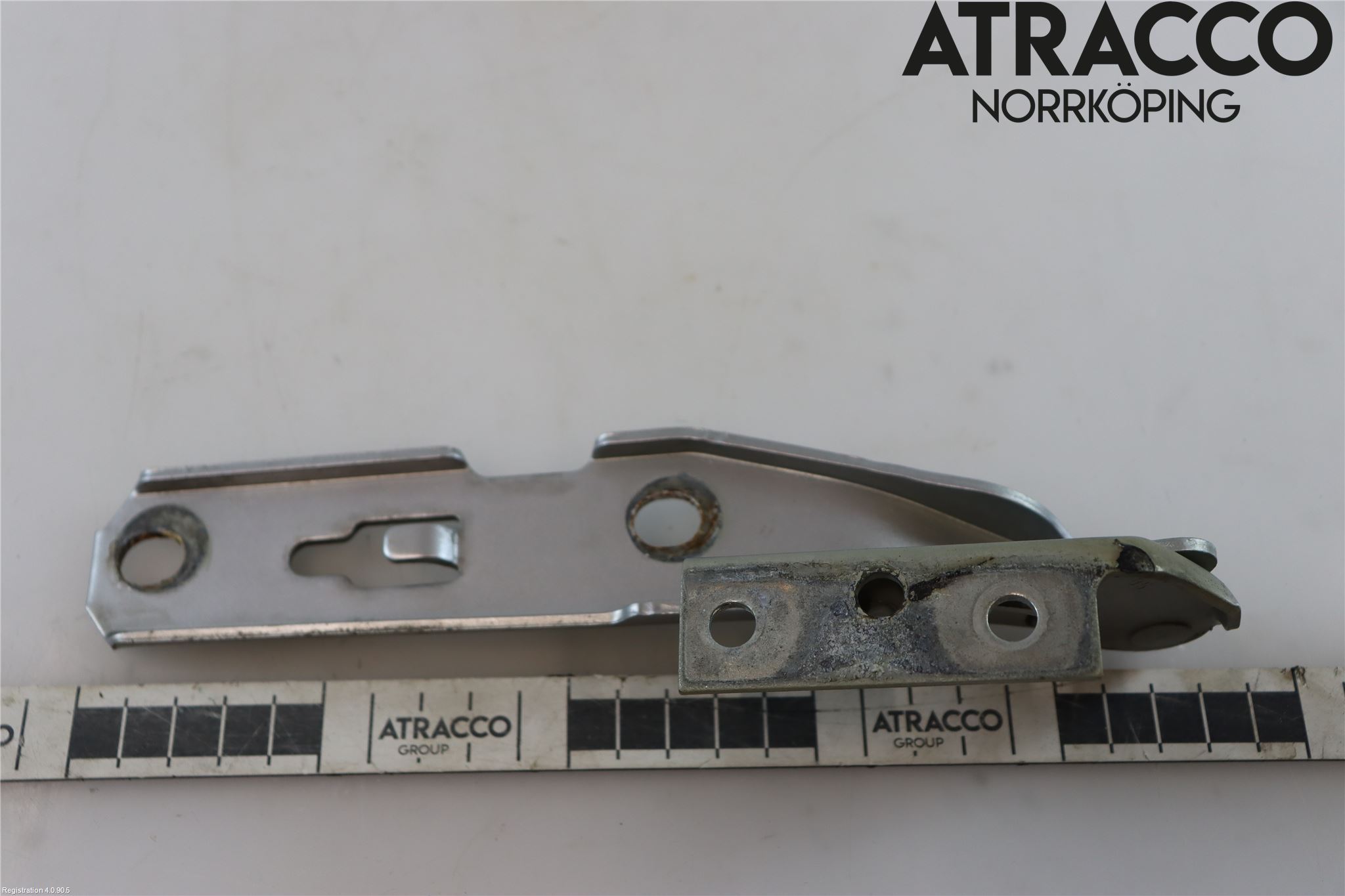 Audi A4/S4 05-07 Panser Hengsel - Hengsler