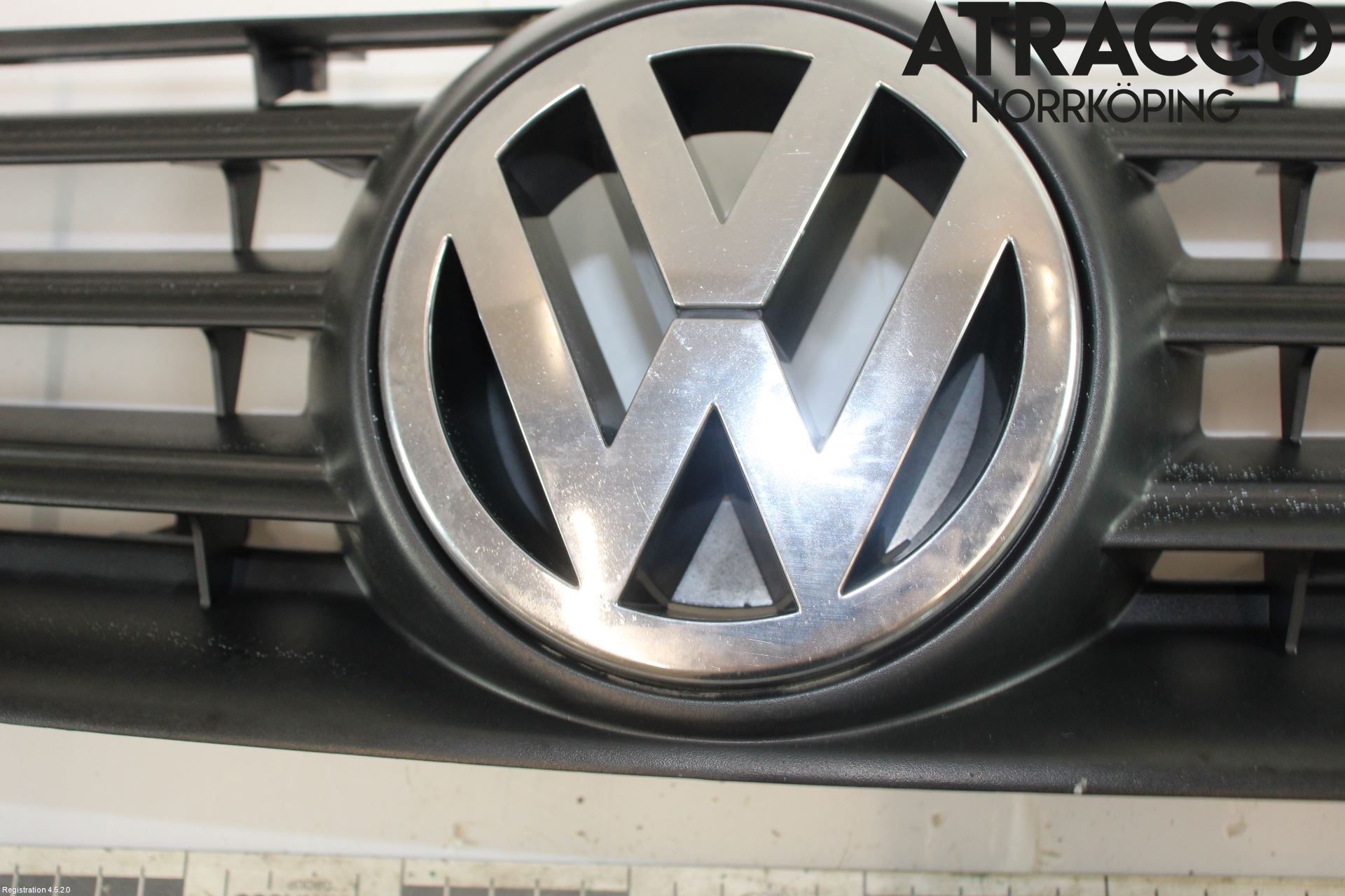 Volkswagen VW POLO 05-09 Grill Komplett