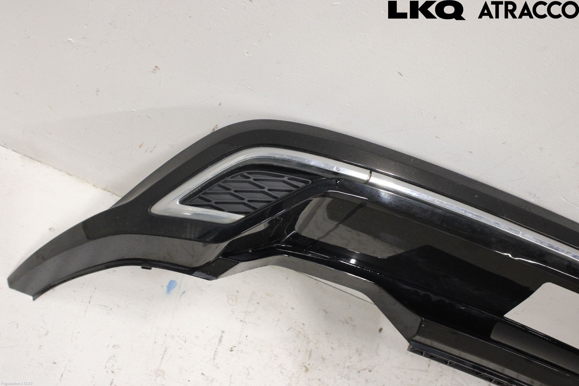 Volkswagen VW TOURAN 16- Spoiler Bak