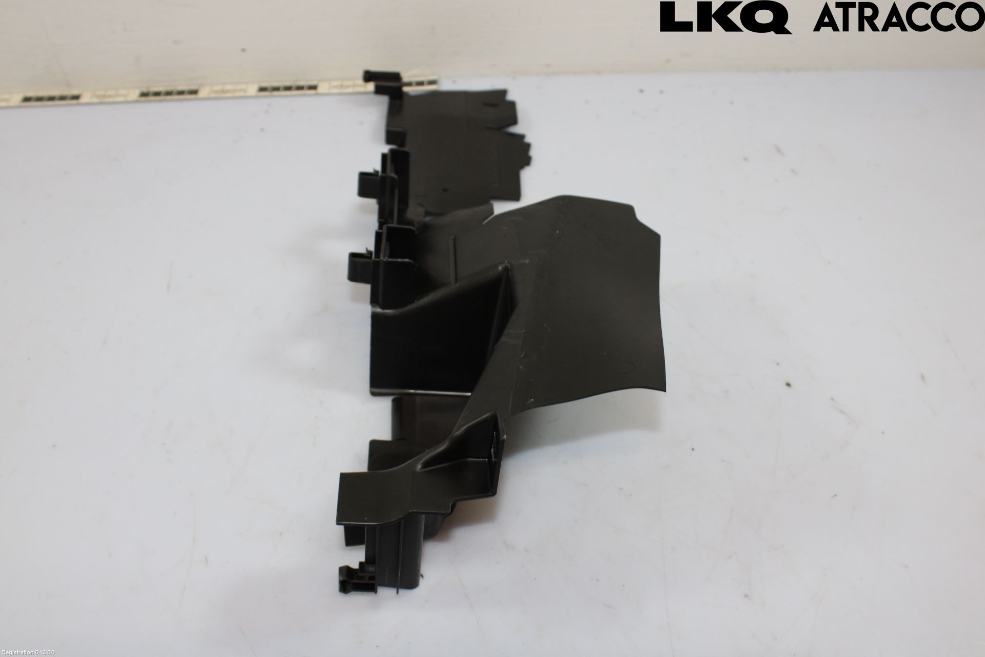 Volkswagen VW TAIGO 22- Luftstyring Front
