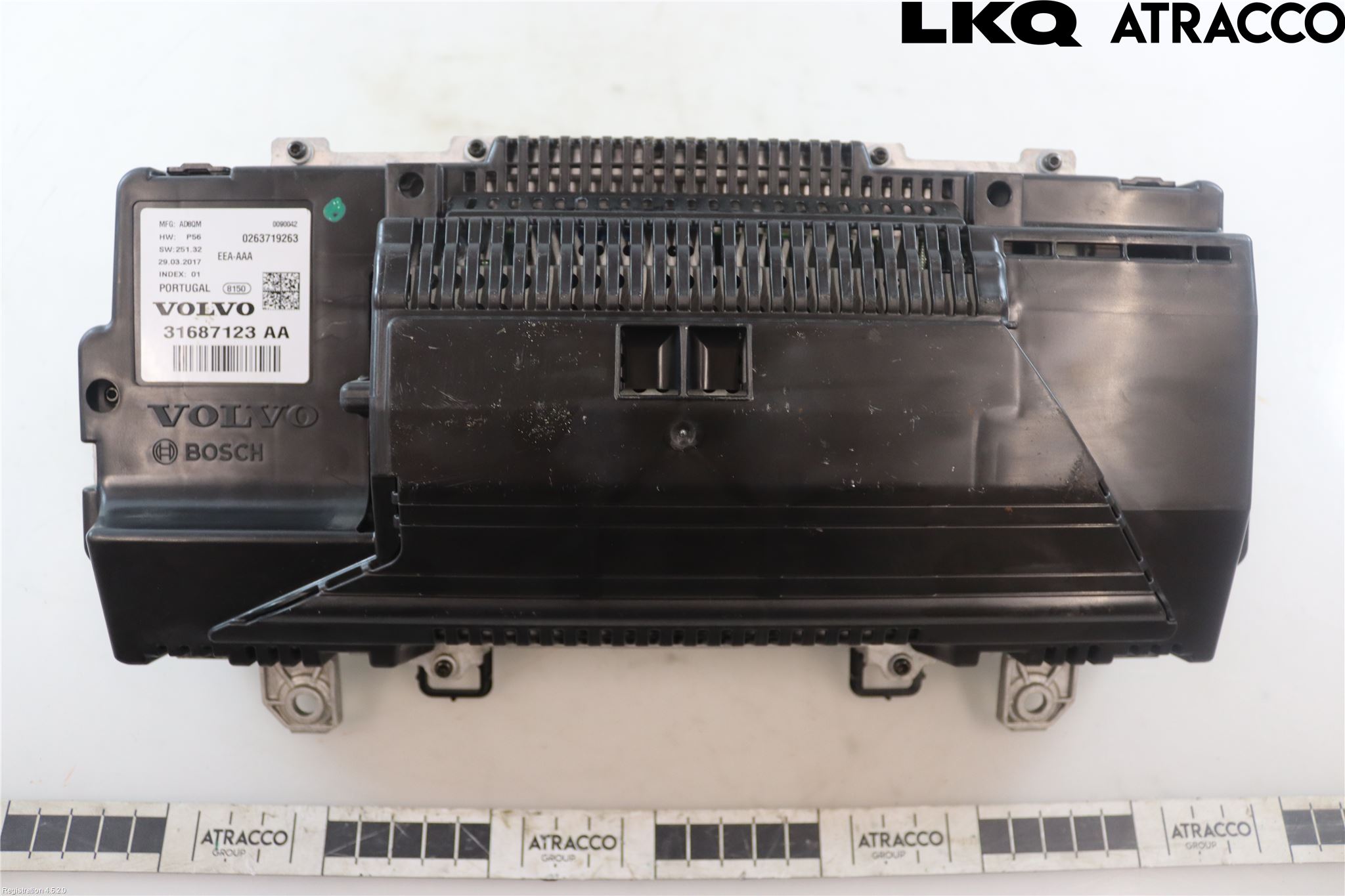 Volvo V90 CROSS COUNTRY 17->> Instr Kombinert