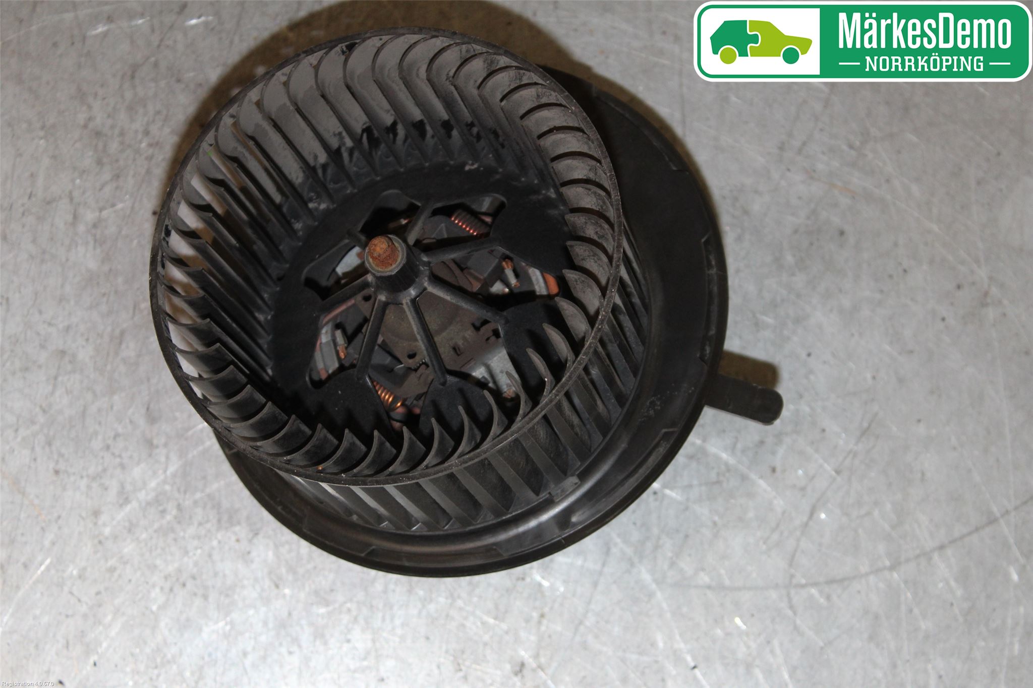 Volkswagen VW CADDY 11-15 Varmeapparat Viftemotor