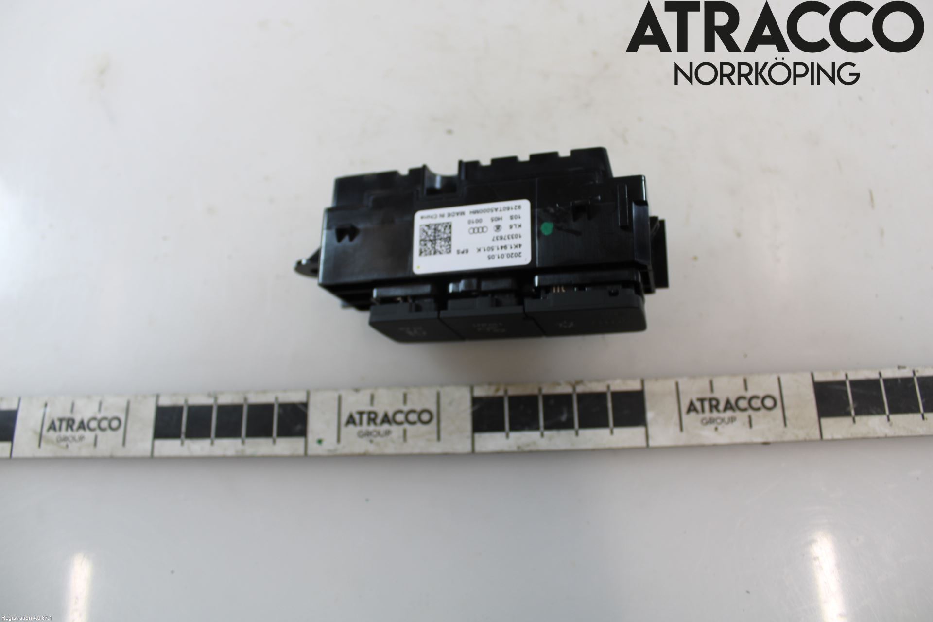 Audi A3/S3 8Y 21- Bryter Hovedlys