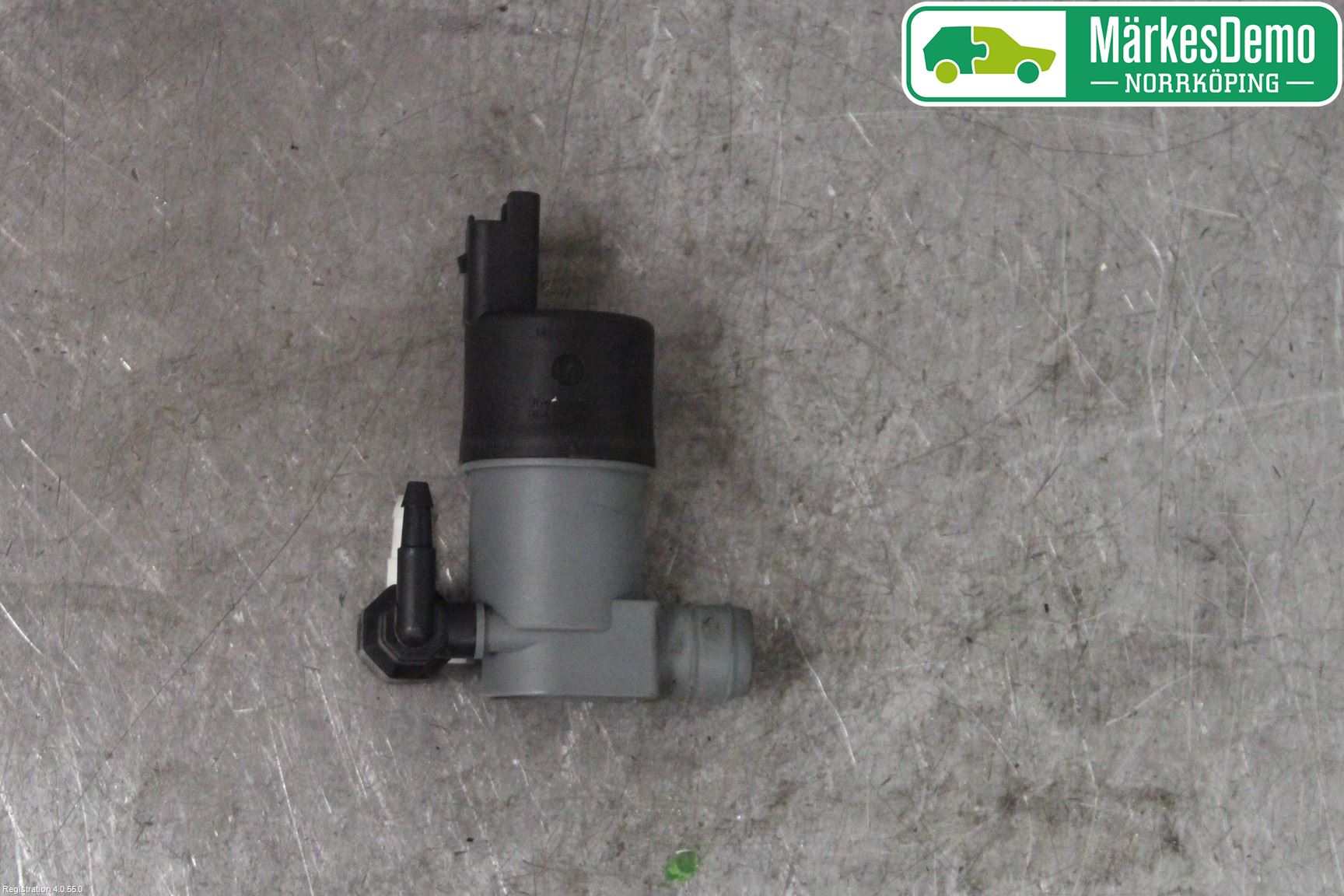 Nissan MICRA 11-16 Spylerpumpe Frontrute
